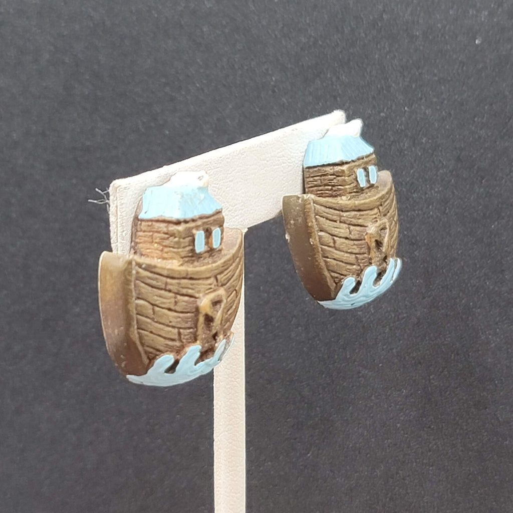Vintage Clip on Earrings Noahs Arc Acrylic 1.25"
