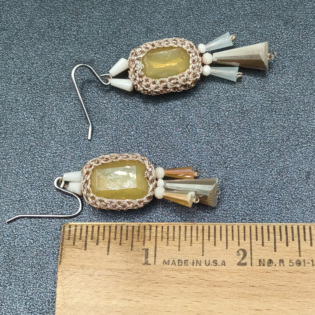 Pierced Earrings Gold tone Mesh Wrapped Yellow Faceted Acrylic Dangle 1 3/4"