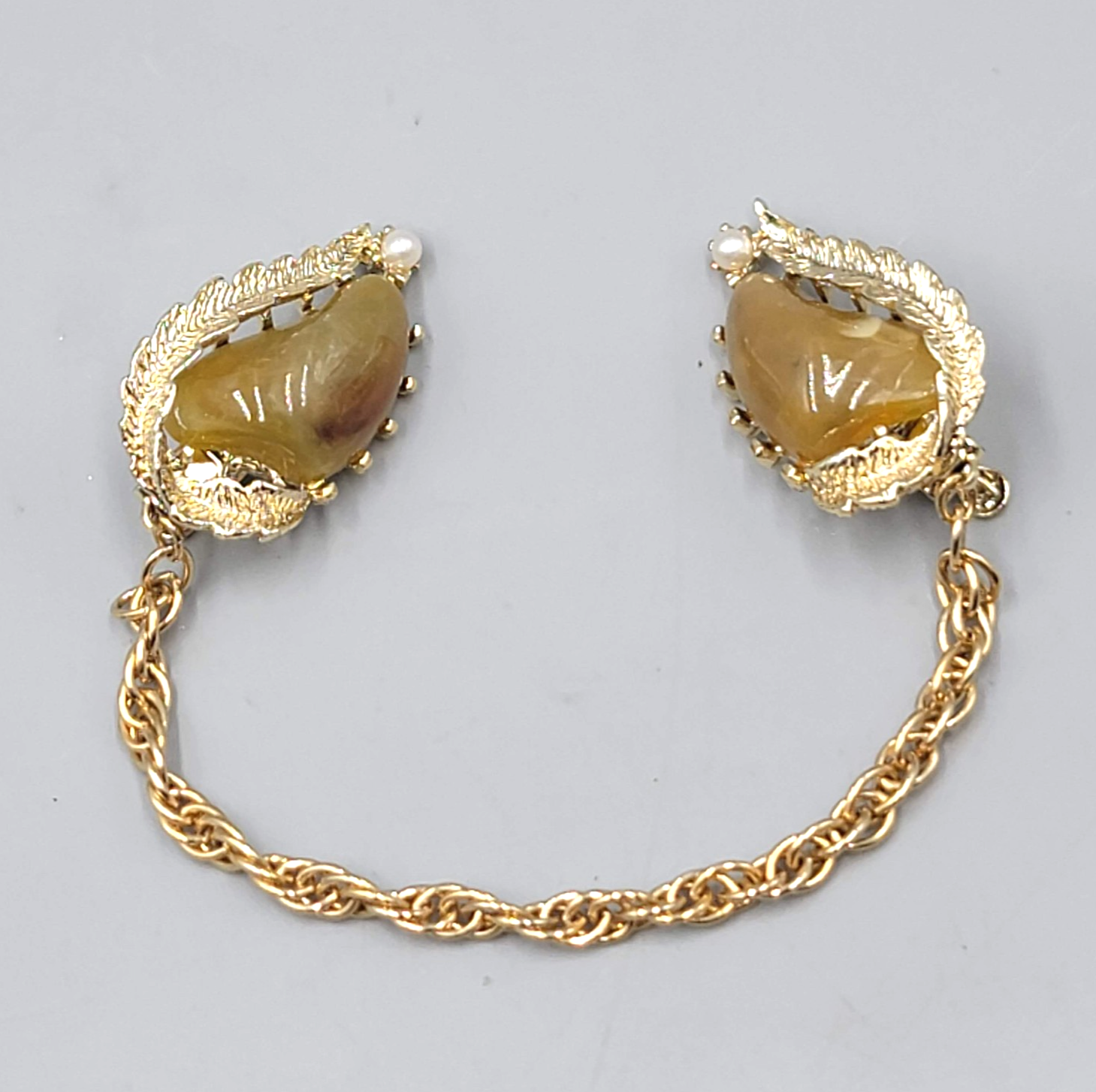 Vintage Gold Tone Sweater Clips Thermoset Ends Estate Jewery