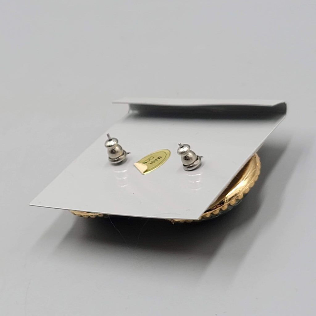 Vintage Pierced Earrings Gold tone Green Speckle Dome NOS 1 in