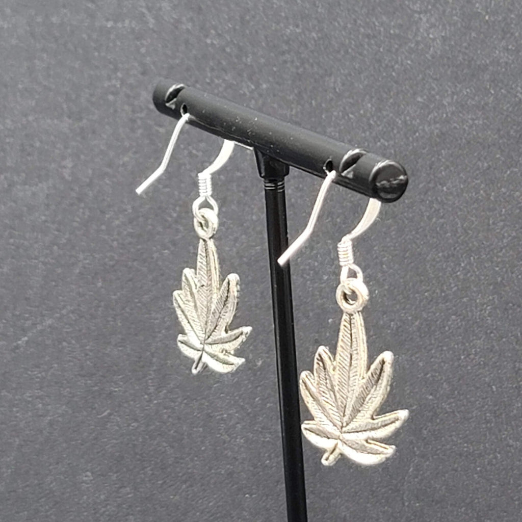 Pierced Earrings Silver tone Marijuana Pot Leaf Dangle 7/8"