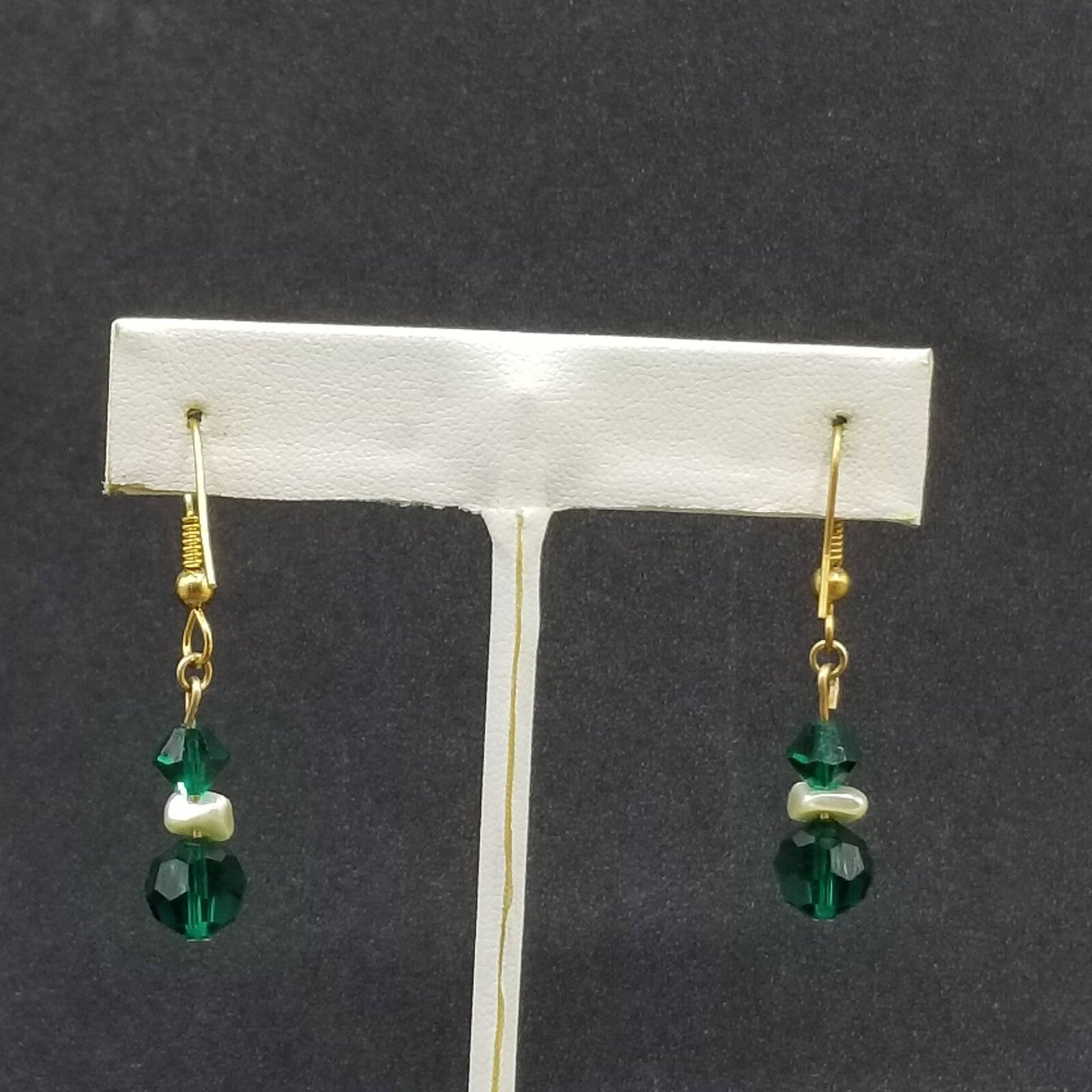 Pierced Earrings Gold tone Green Faceted Crystal Beaded Dangle  3/4"