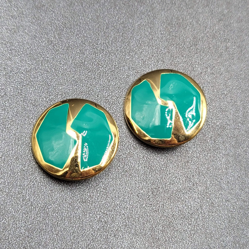 Vintage Clip on Earrings Gold tone Green Enamel Round 1 1/8"