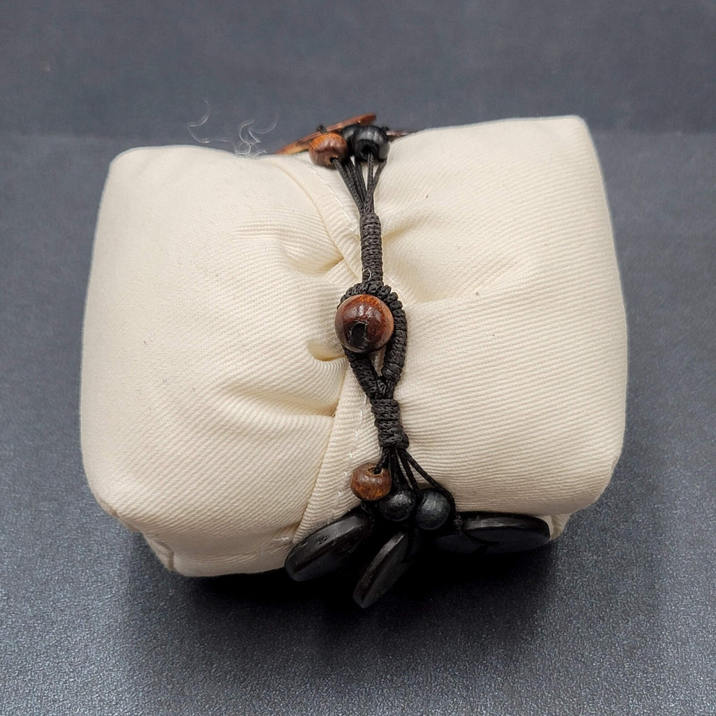 Carved Coconut Shell Beach Tropical Style Bracelet 7”