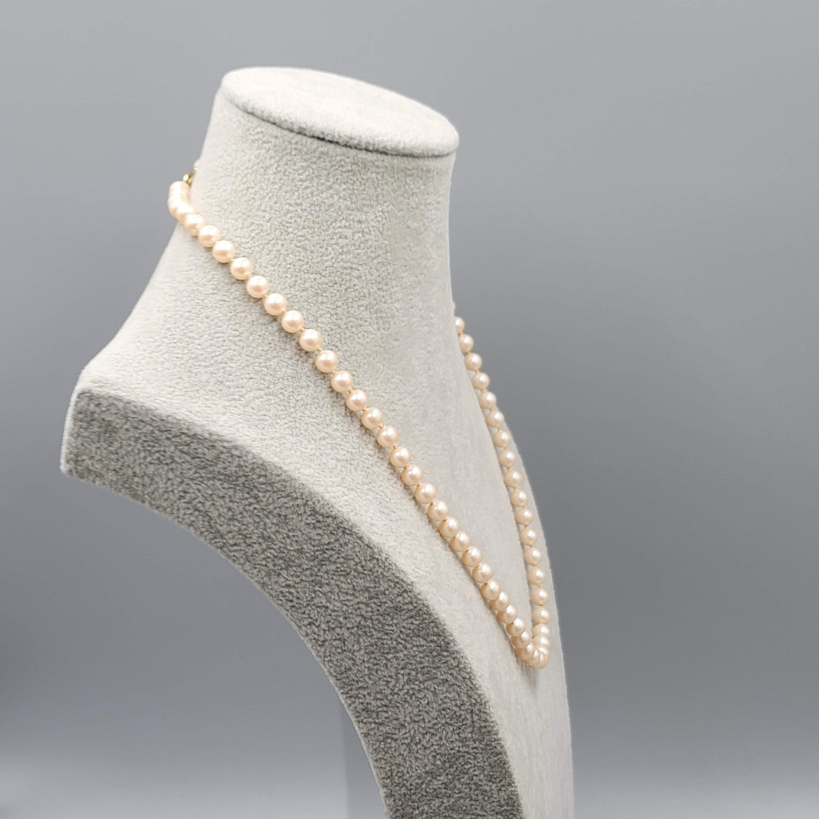 Vintage Champagne Faux Pearl Necklace Hand Knotted 20 in