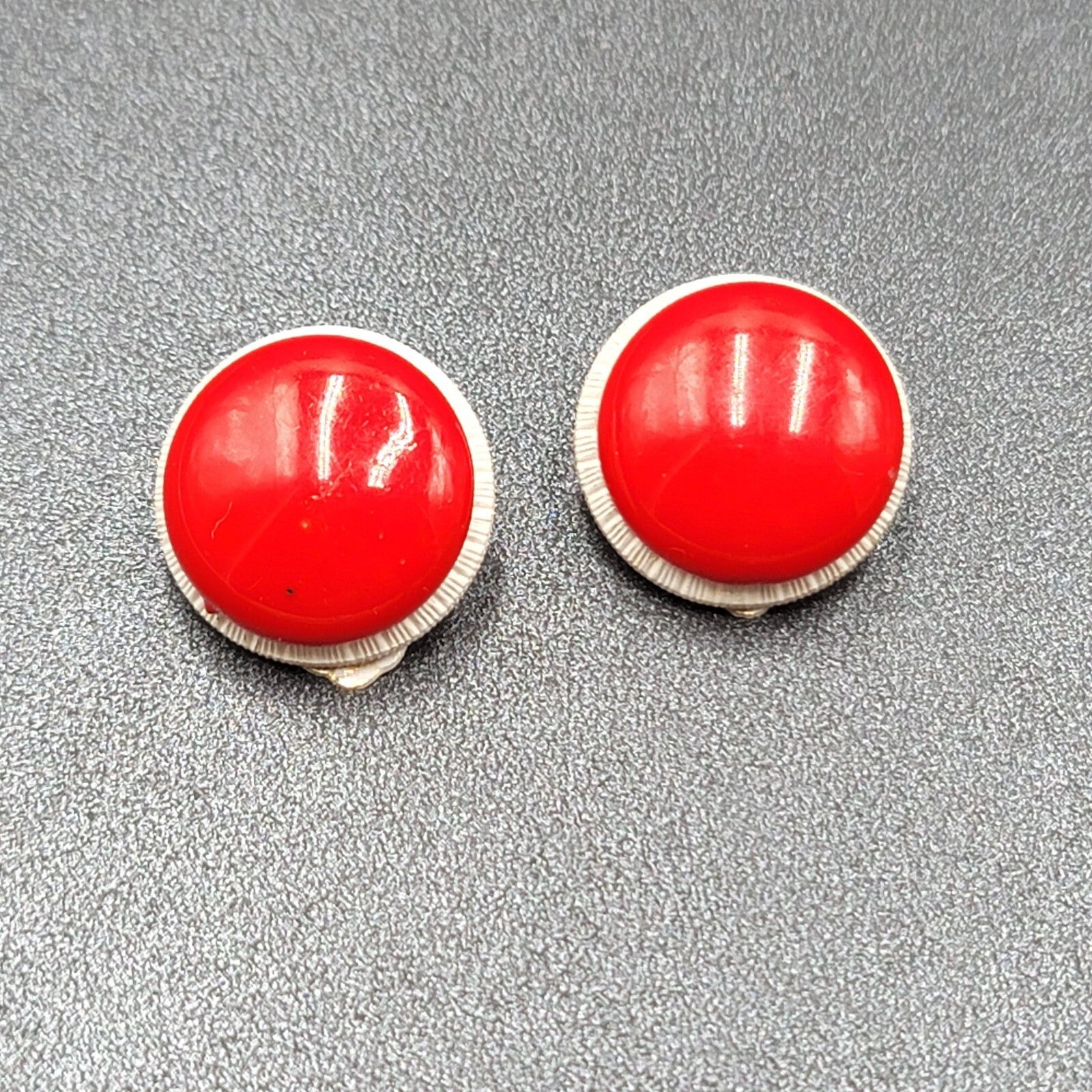 Vintage Clip on Earrings Gold tone Red White Dome Round Studs Hong Kong 7/8"