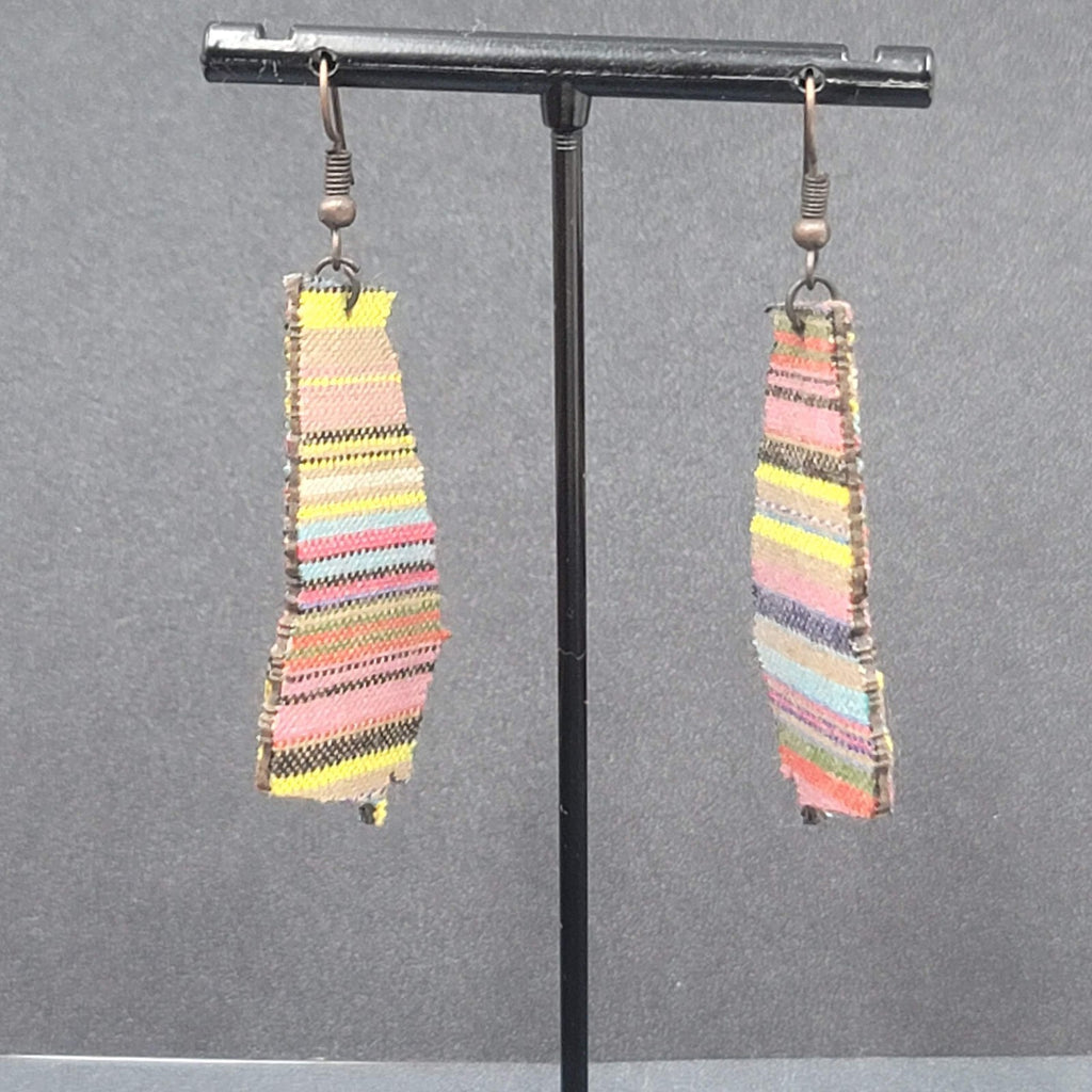 Pierced Earrings Fabric Cut out State of Missouri Dangle 1.75"