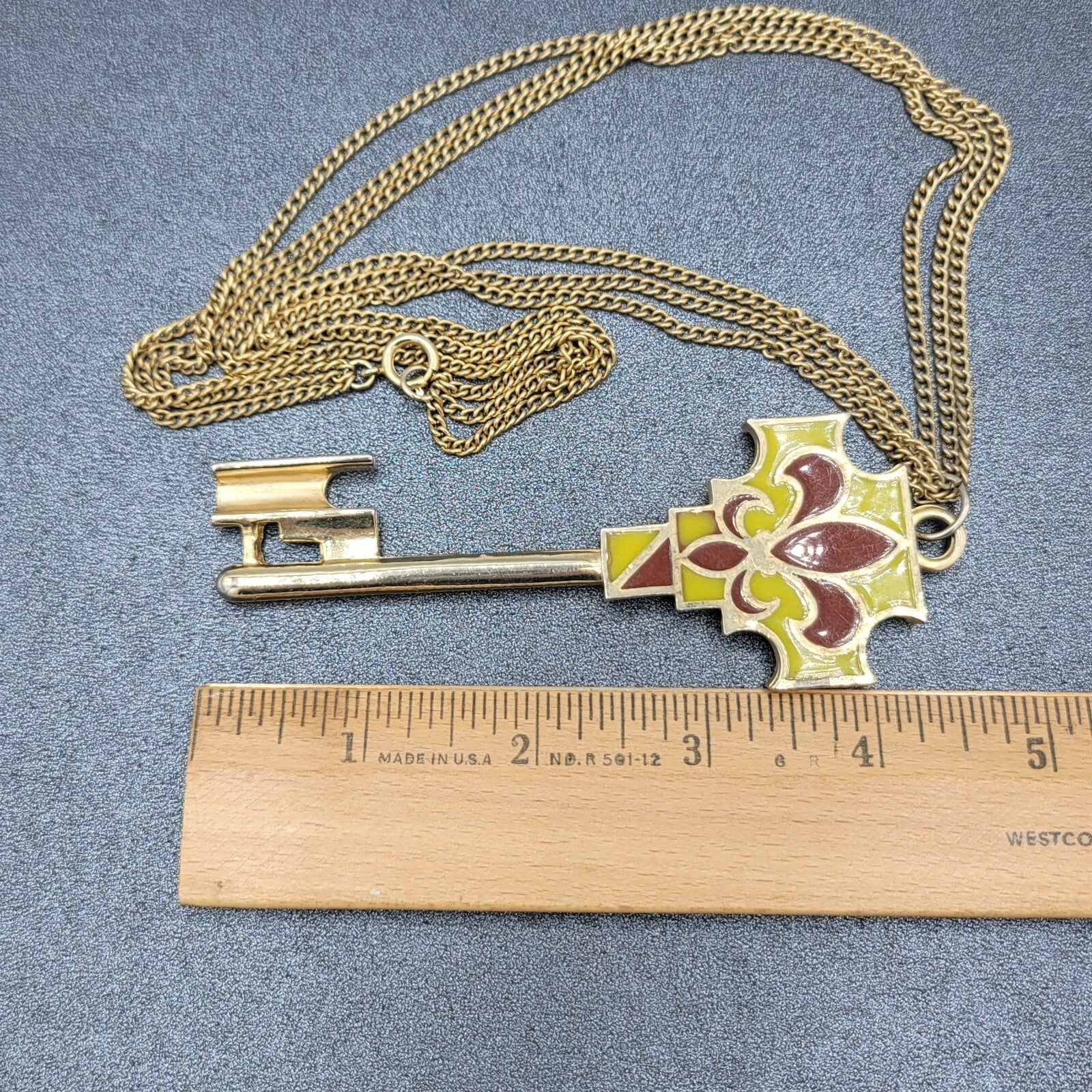 Vintage Large Enamel Key Pendant Necklace Goldtone Multi Strand Chain 21"