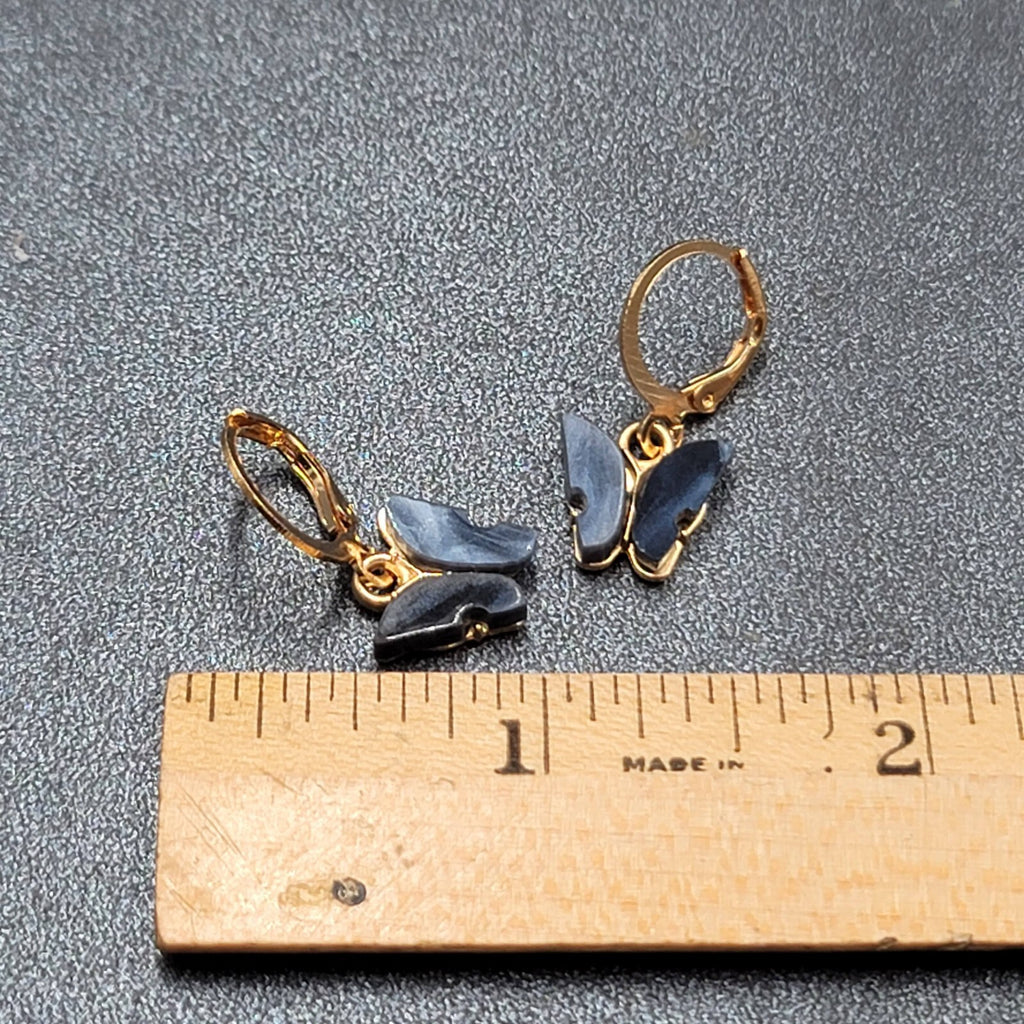New Pierced Earrings Gold tone Gray Resin Butterfly Dangle Huggie Hoops 1/2"