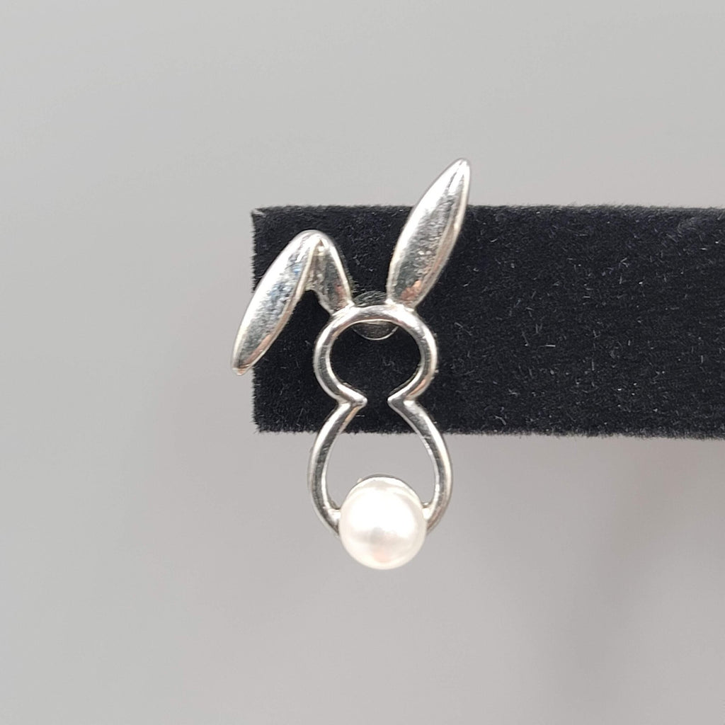 Bunny Rabbit Pierced Earrings Silver tone White Bead Tale Drop 1"