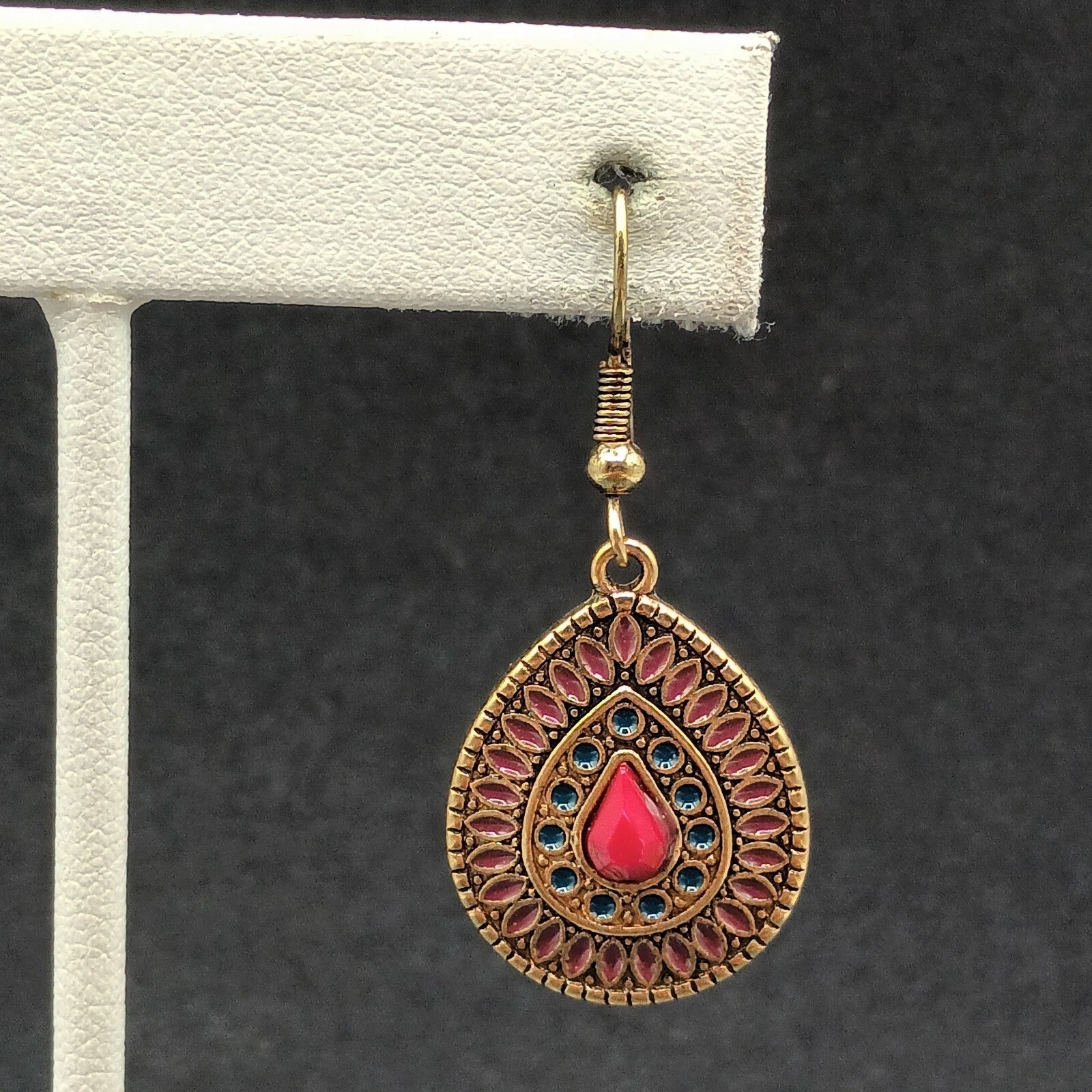 Pierced Earrings Gold tone Faceted Red Acrylic Teardrop Dangle 1"