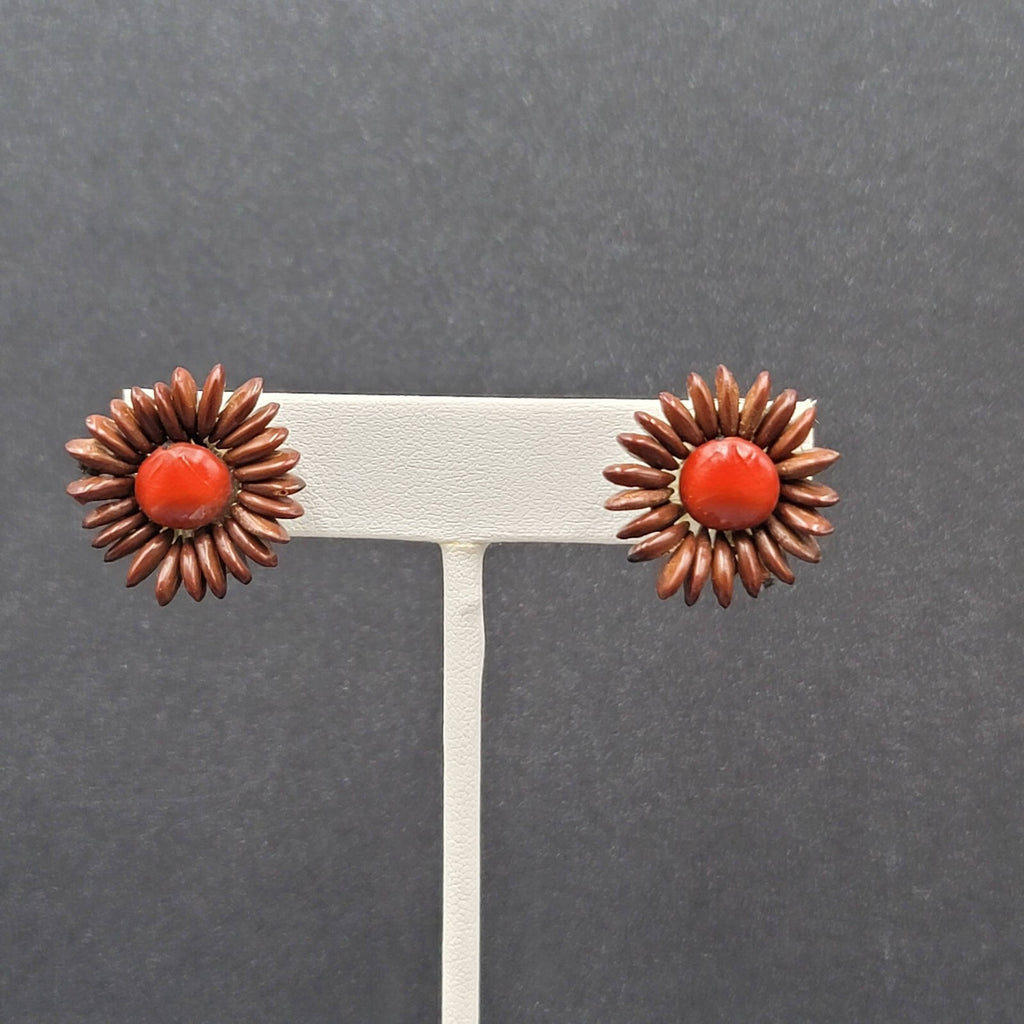 Vintage Clip on Earrings Apple Seed Flower Studs 7/8"