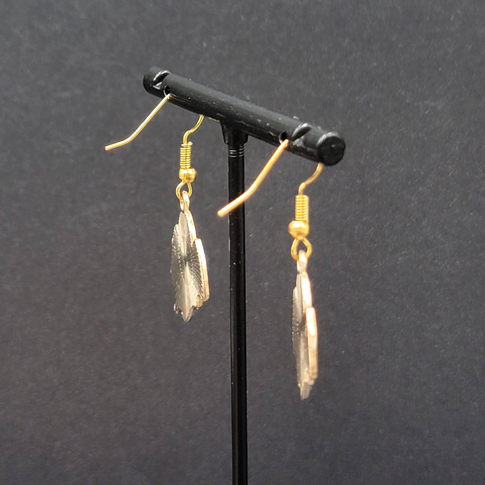 Halloween Spooky White Ghost Pierced Earrings Gold tone Enamel Dangle 1"