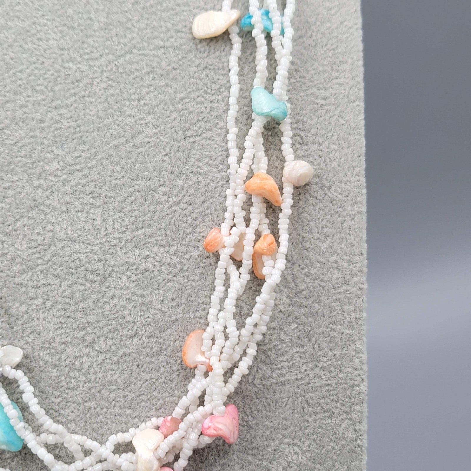 Vintage Multicolor Shell Necklace 5 Strand White Seed Bead  24"