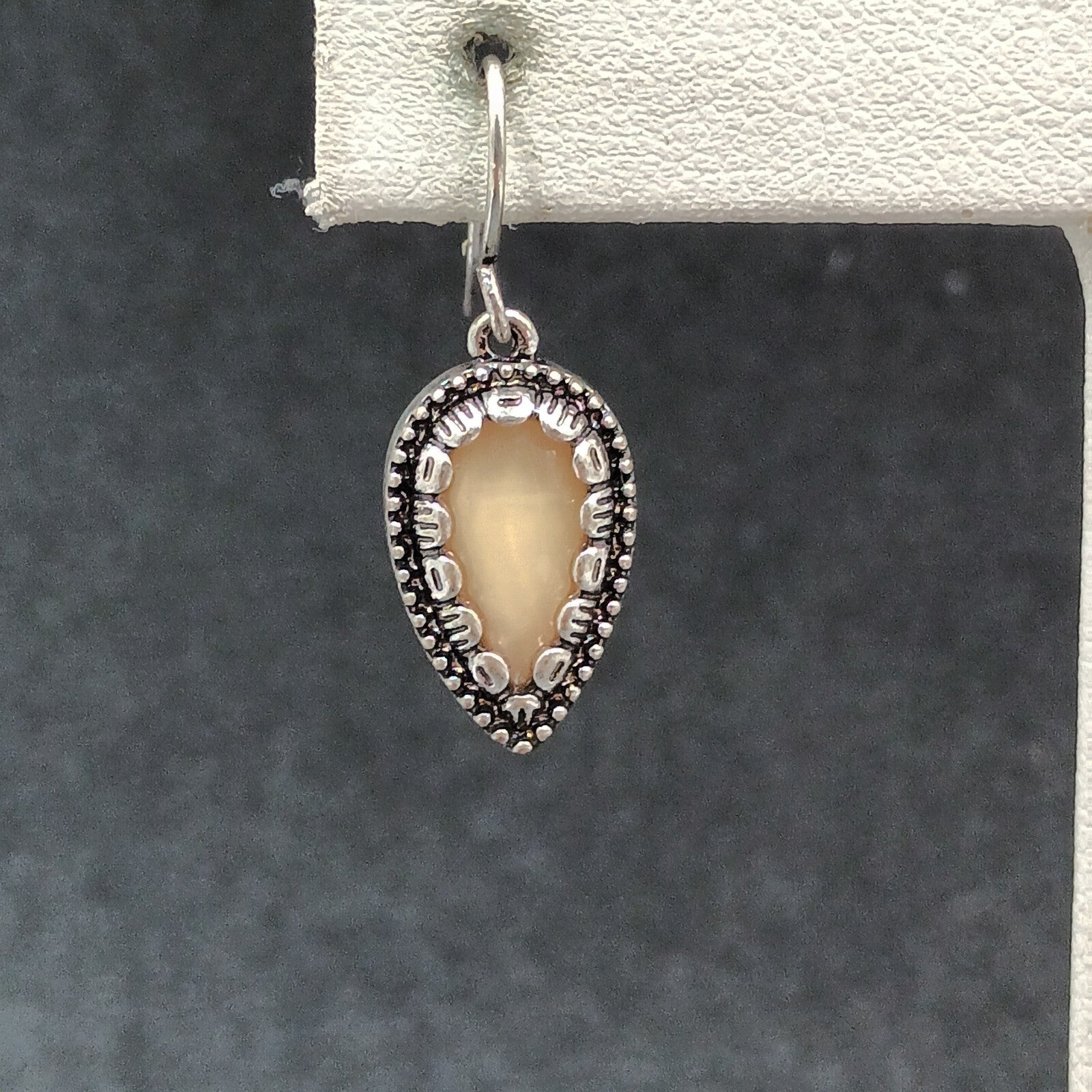 Pierced Earrings Silver tone Cream Acrylic Inverted Teardrop Dangle 3/4"