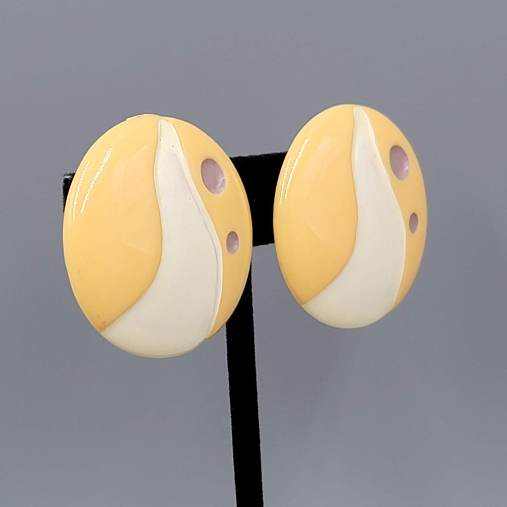 Vintage Artistic Round Acrylic Statement Clip on Earrings 1.25"
