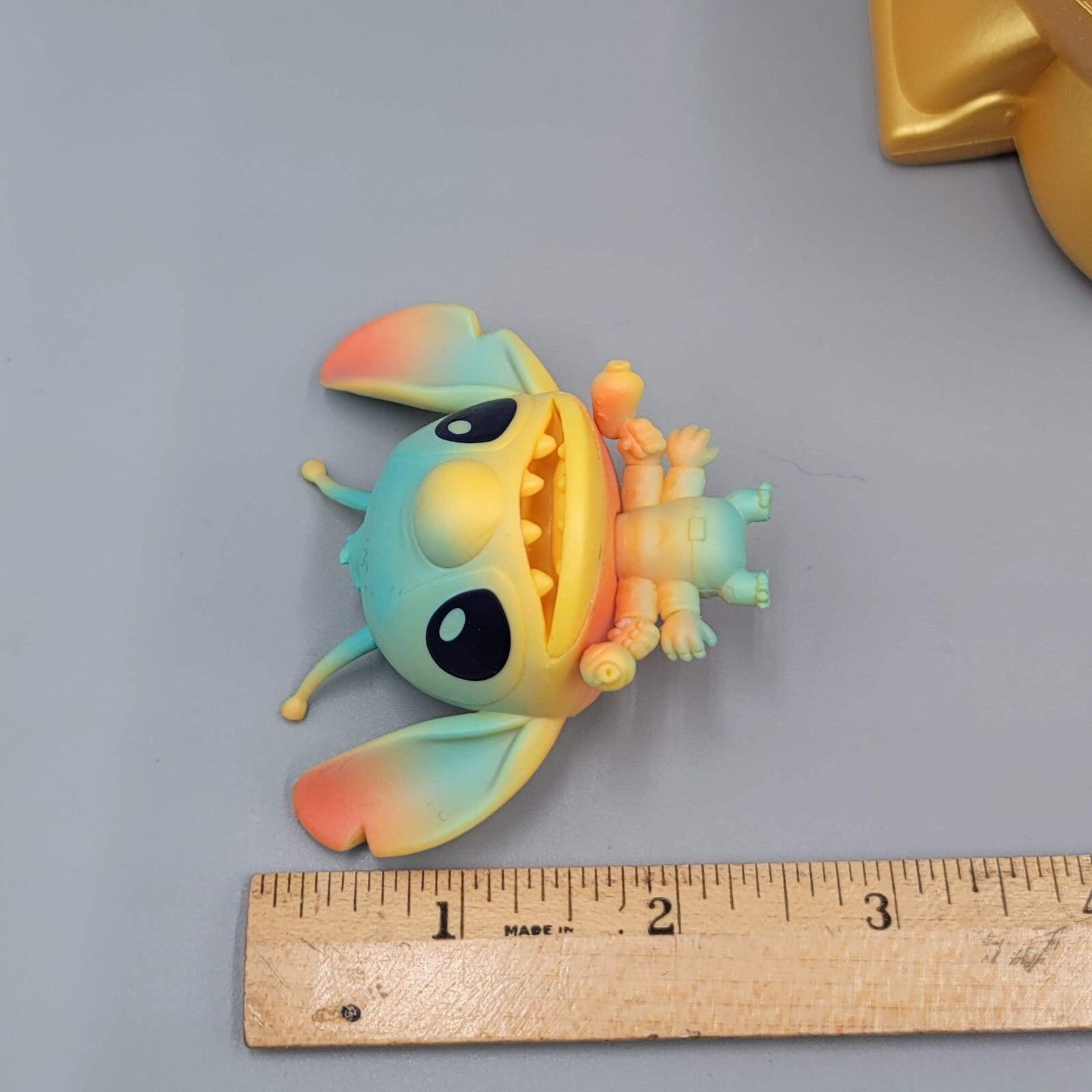 Disney Stitch Smols Vinyl Figure Gold Capsule Open