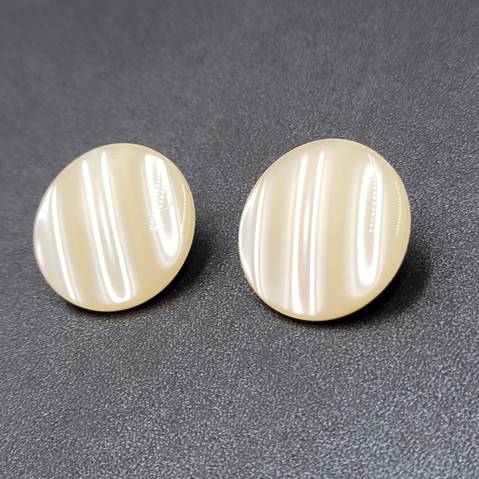 Vintage Pierced Earrings Pearloid Round Discs  1 1/8"