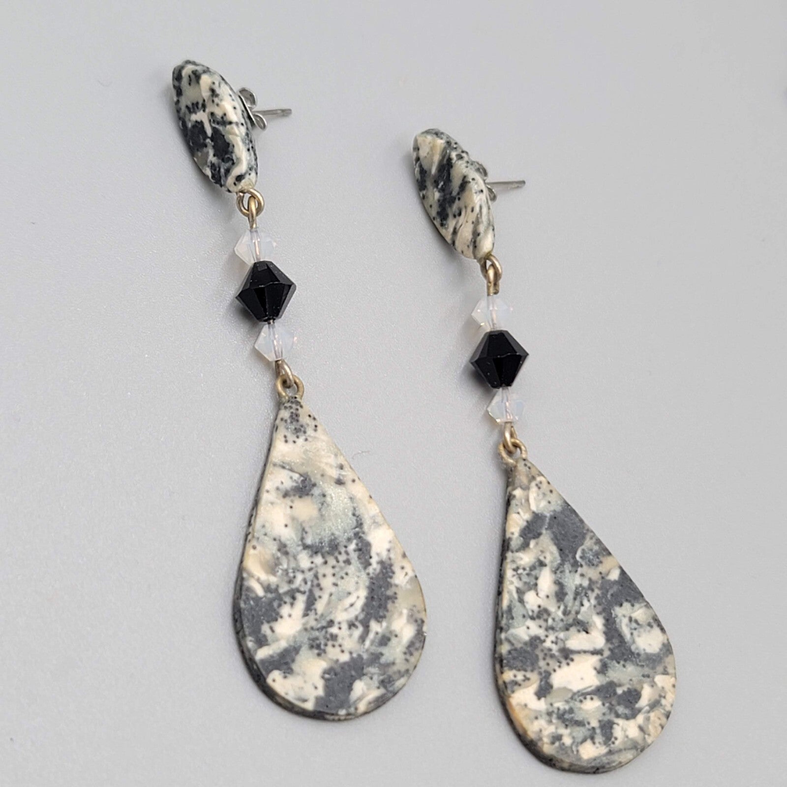 Long Pierced Earrings Gray Black Beaded Teardrop Dangle Signed 2 5/8"
