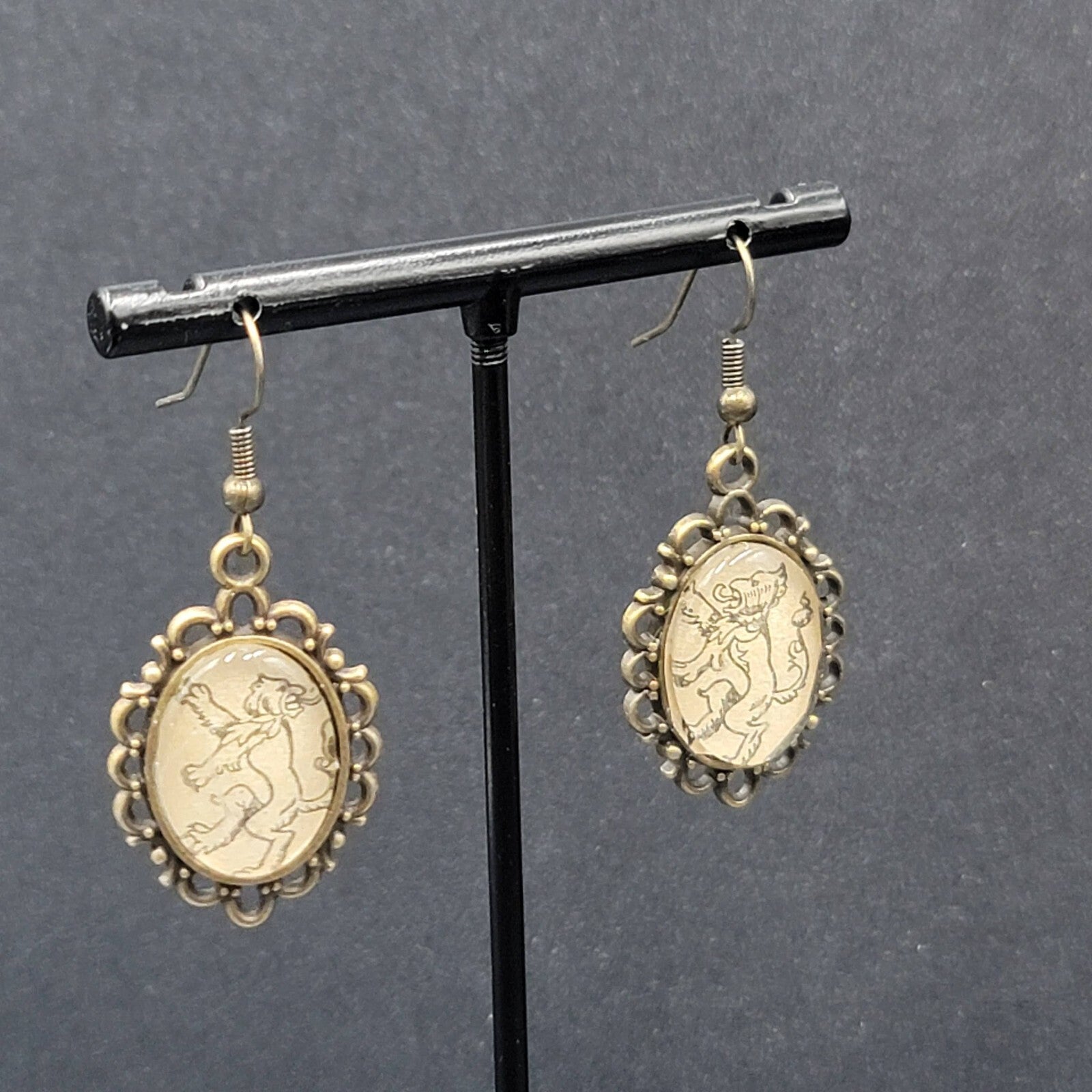 Lions Pierced Earrings Bronze tone Glass Cabochon Dangle 1.25"