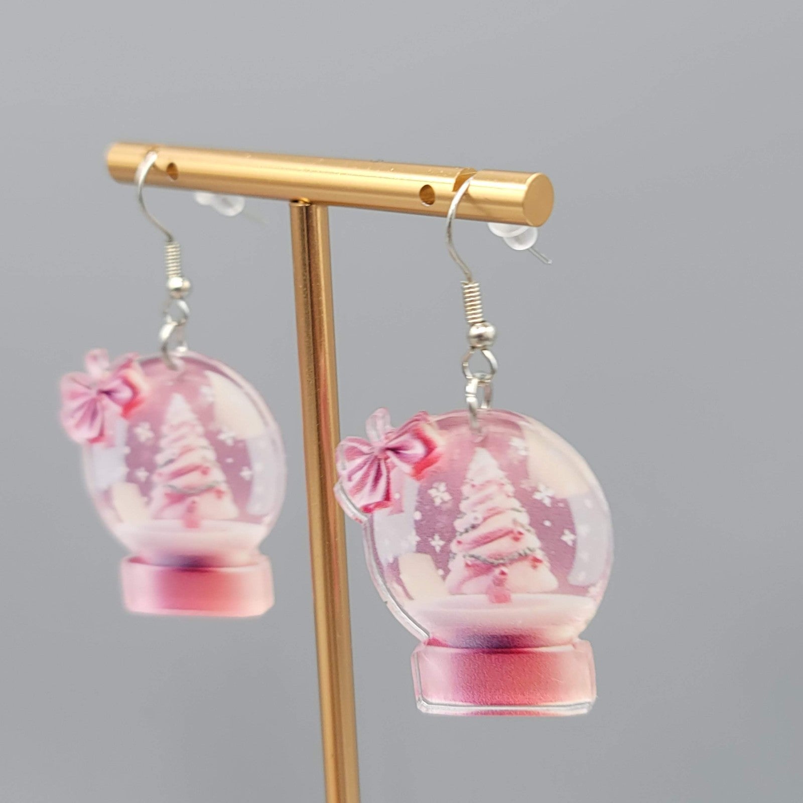 Christmas Snow Globe Pierced Earrings Silver tone Dangle Pink Tree Acrylic 1.25"