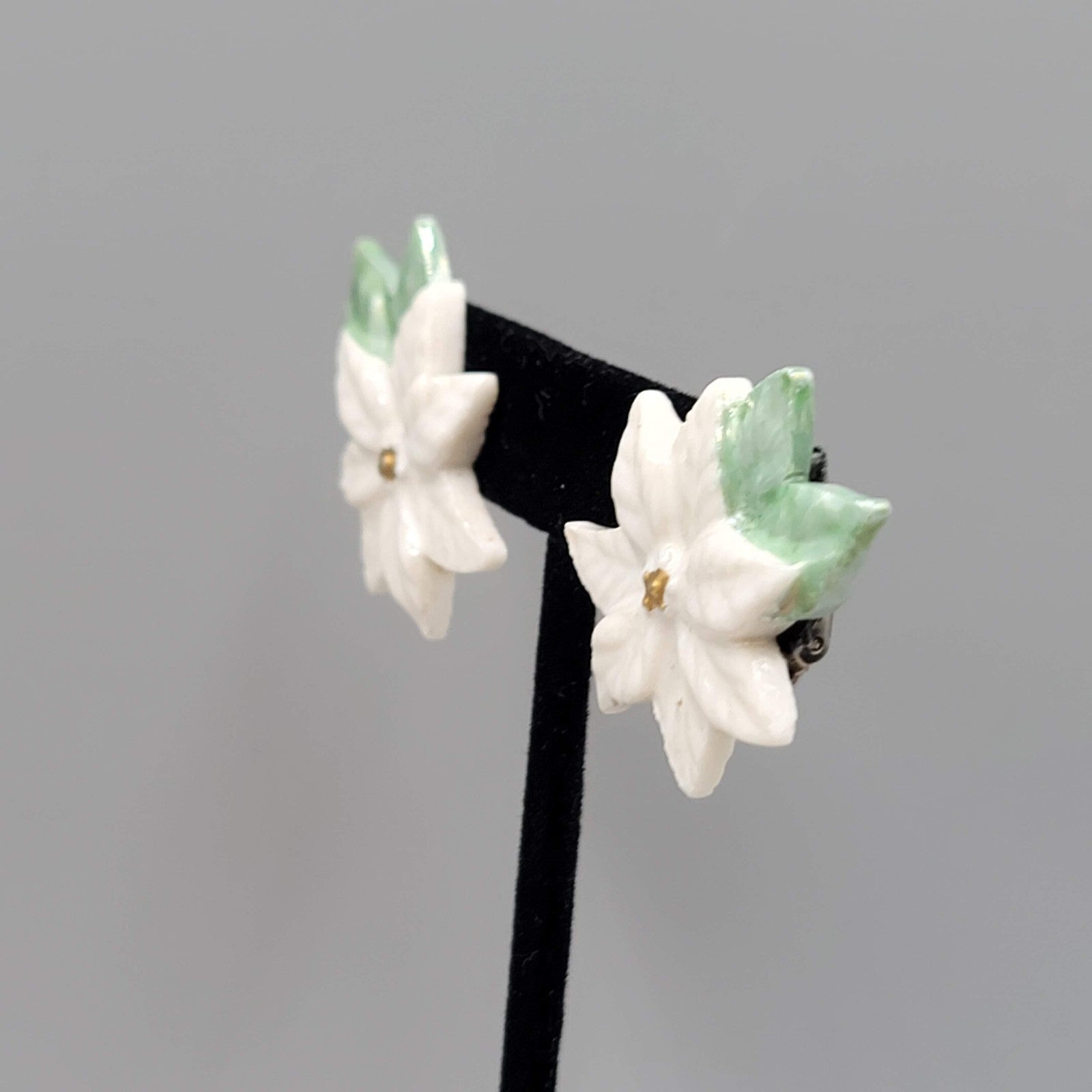 Vintage Ceramic Poinsettia Flower Clip on Earrings Drop 1.25"