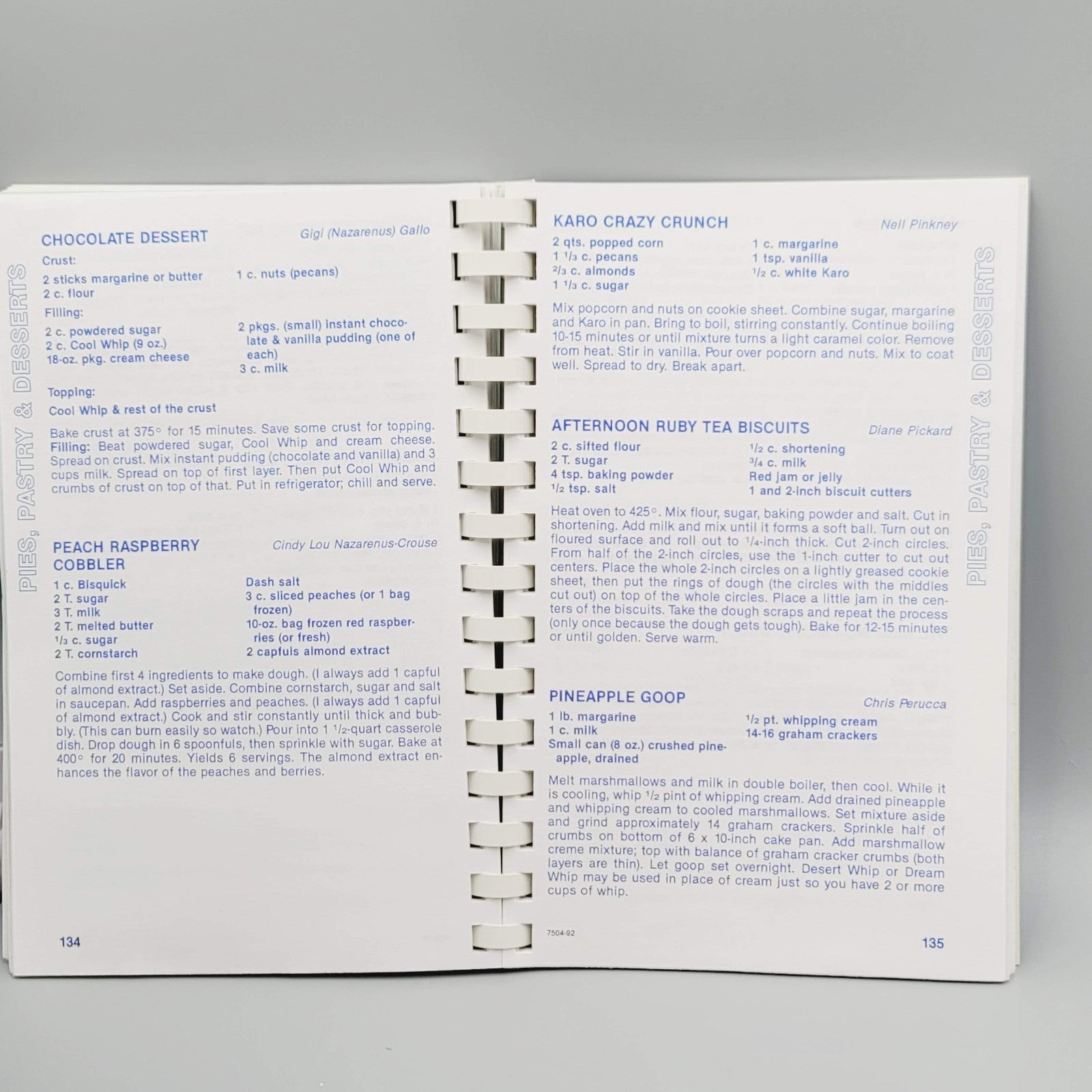 Holy Family Favorite Fare Church Recipe Book Cookbook 1992 pages 188