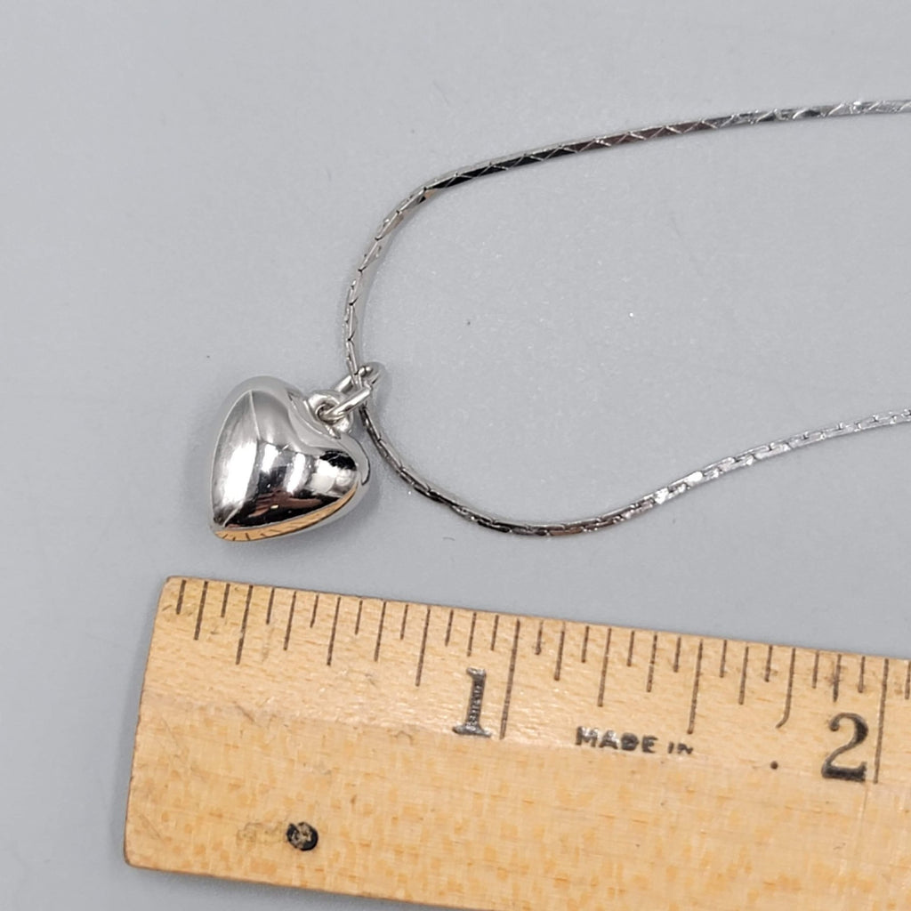 Vintage Puffy Heart Bracelet Silver tone Serpentine Chain 7"