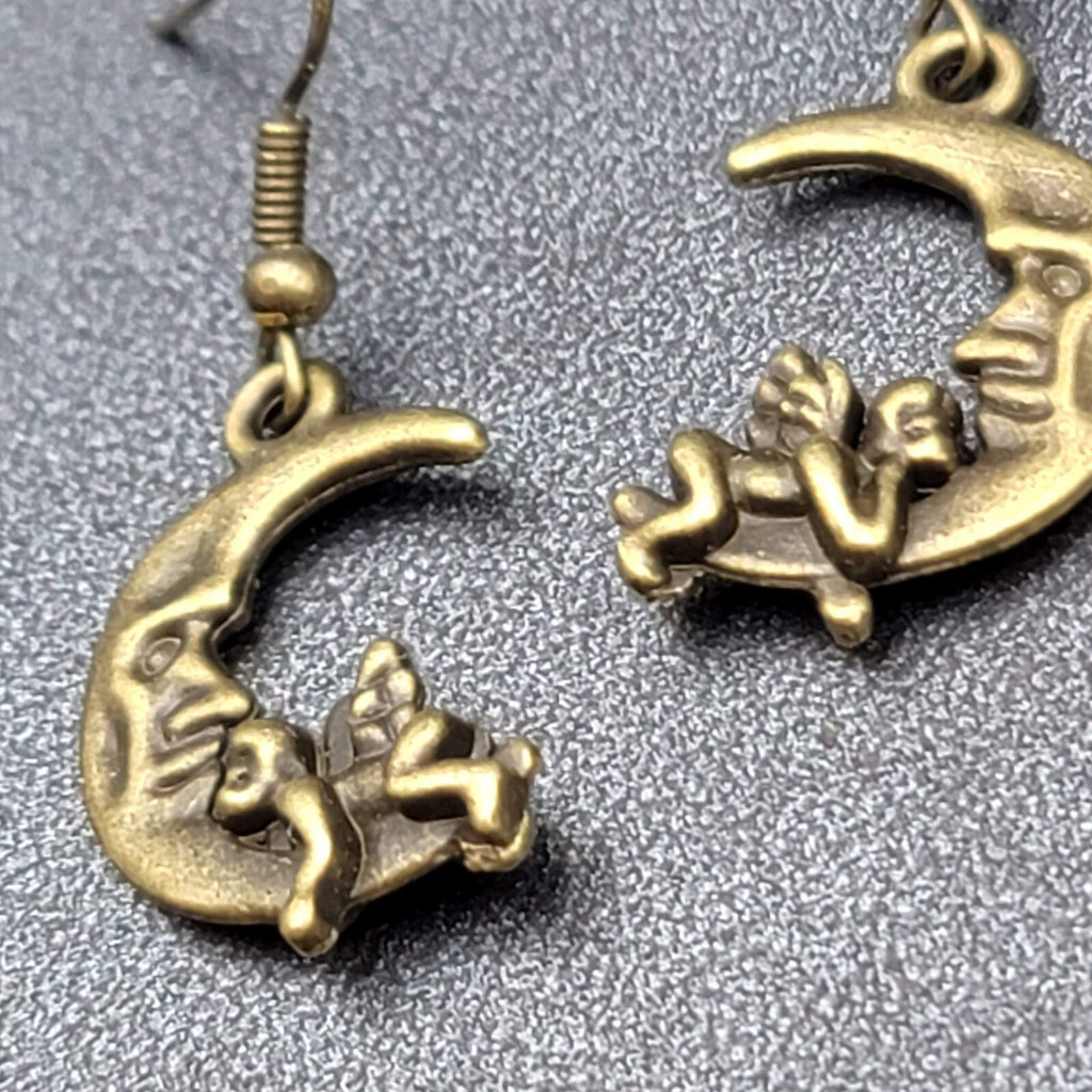 New Cherub Angel Moon Pierced Earrings Bronze tone Dangle 3/4"