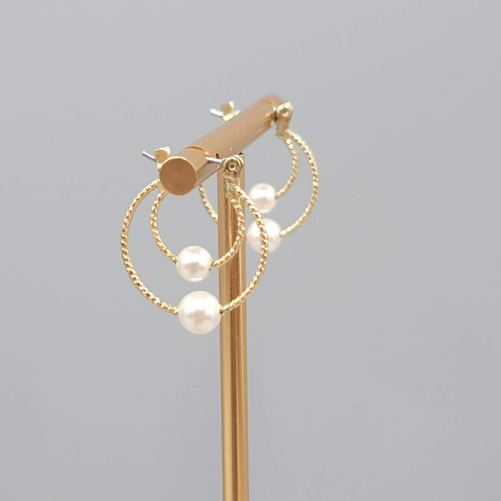 Double Hoops Pierced Earrings Gold tone Faux Pearl Bead 1"