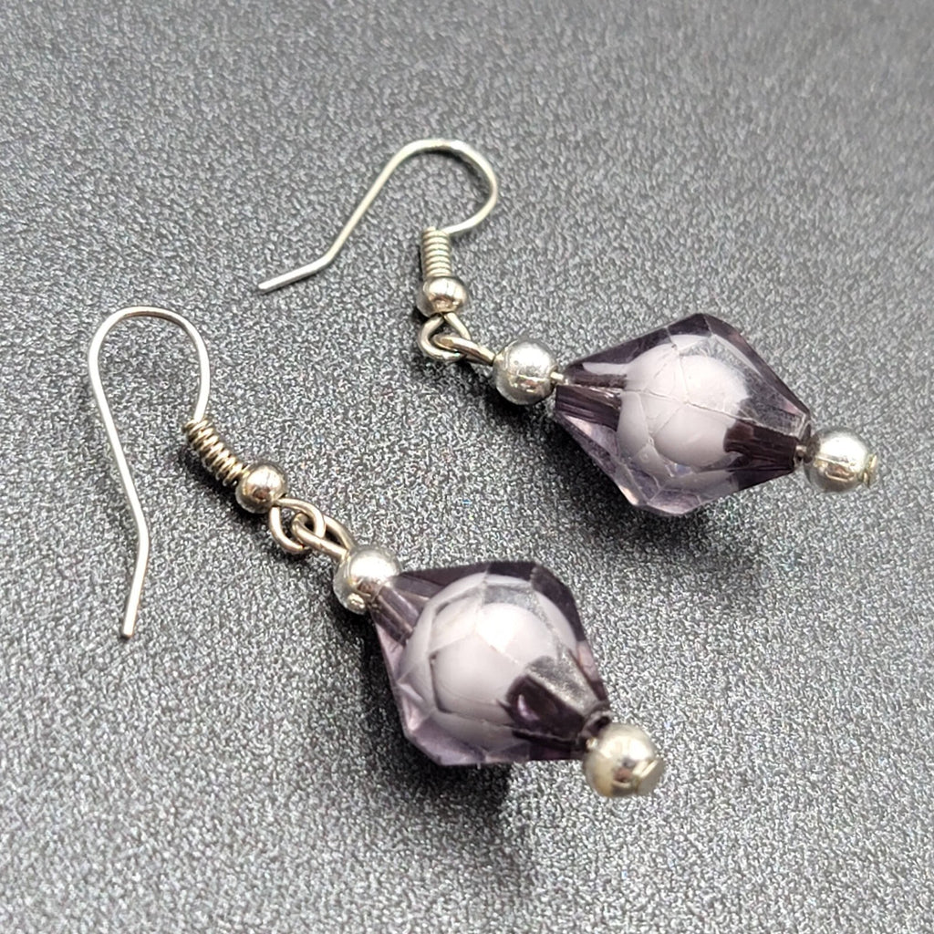 Pierced Earrings Silver tone Black White Art Bead Dangle 1"