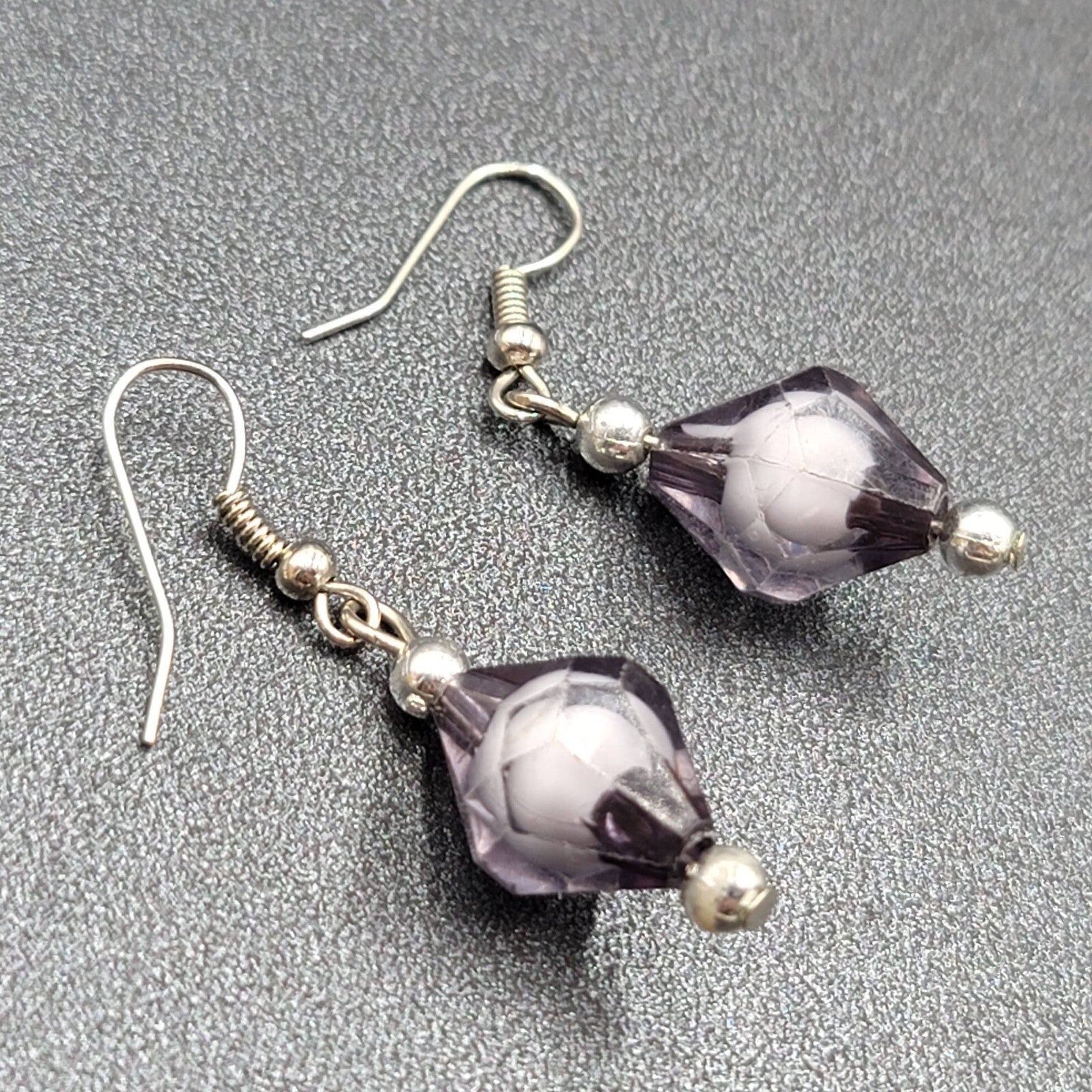 Pierced Earrings Silver tone Black White Art Bead Dangle 1"