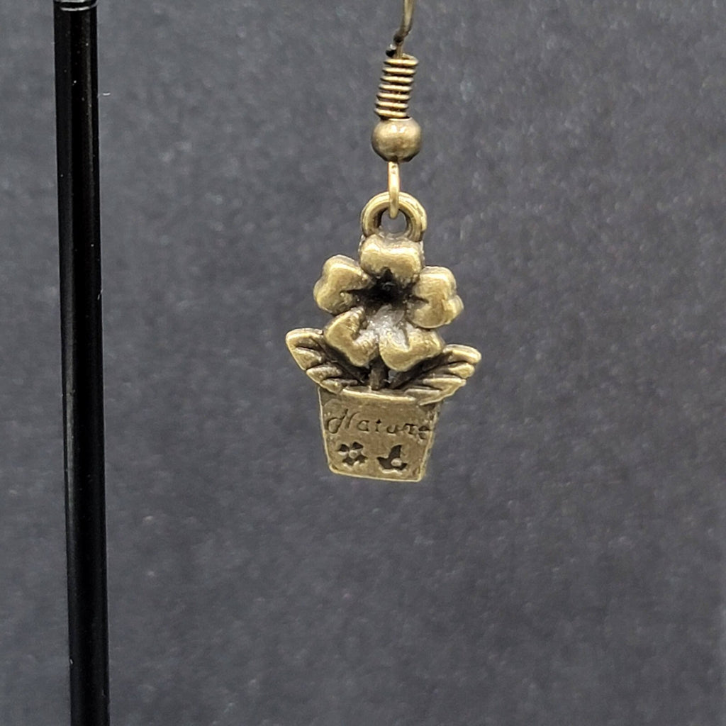 New Flower Pot Pierced Earrings Nature Bronze tone Dangle 3/4"
