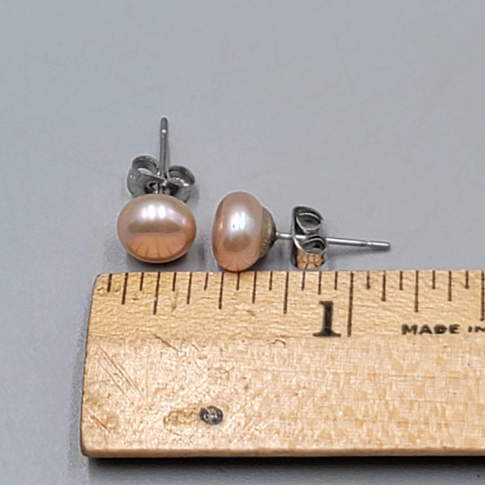 Pink Pearl Studs Pierced Earrings 1/4"