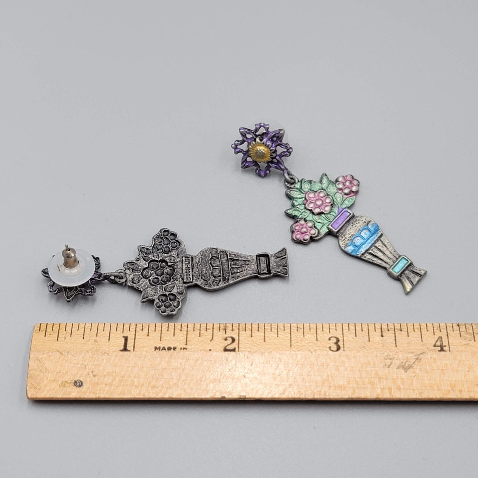 Vintage Don Lin Pierced Earrings Flower Bouquet Dangle 2.5"