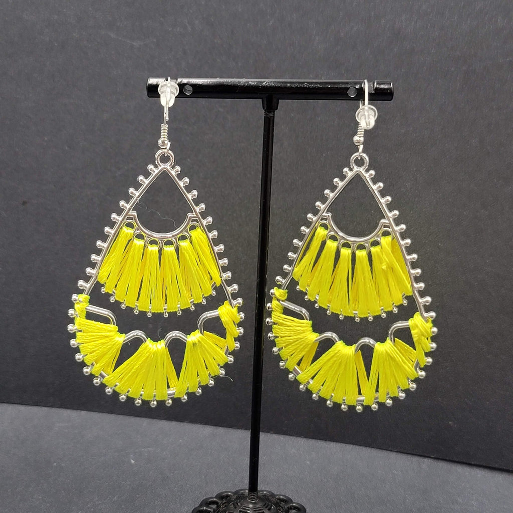 Pierced Earrings Silver tone Teardrop Yellow String Art Dangle 2.5"