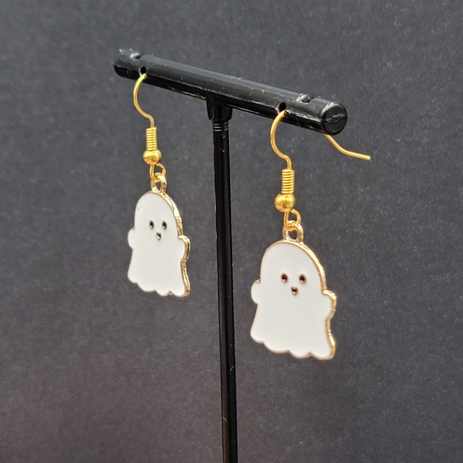 Ghost Halloween Pierced Earrings White Enamel Gold tone Enamel Dangle 3/4"
