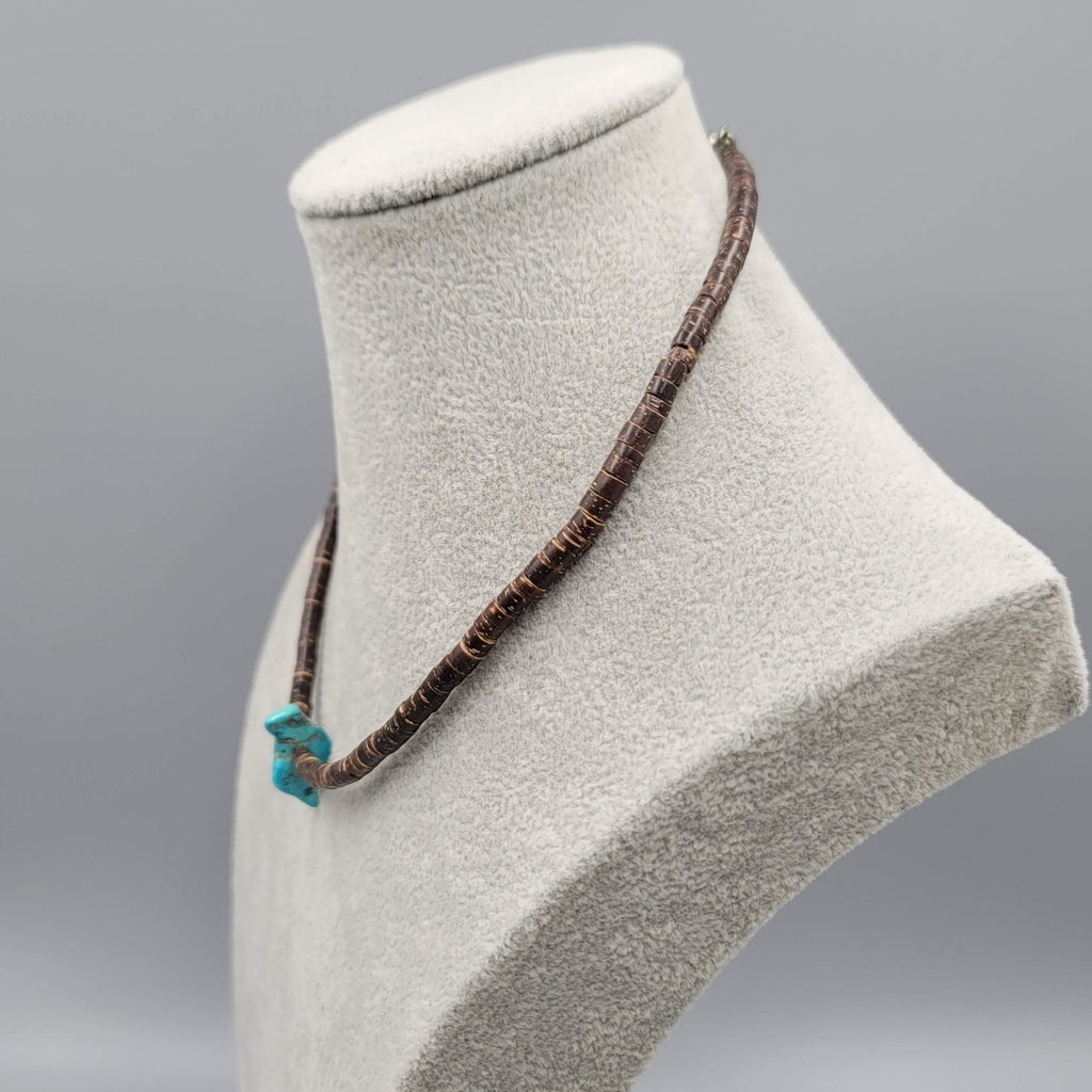 Vintage Coconut Heishi Necklace Turquoise Pendant 16 in Mens Womens