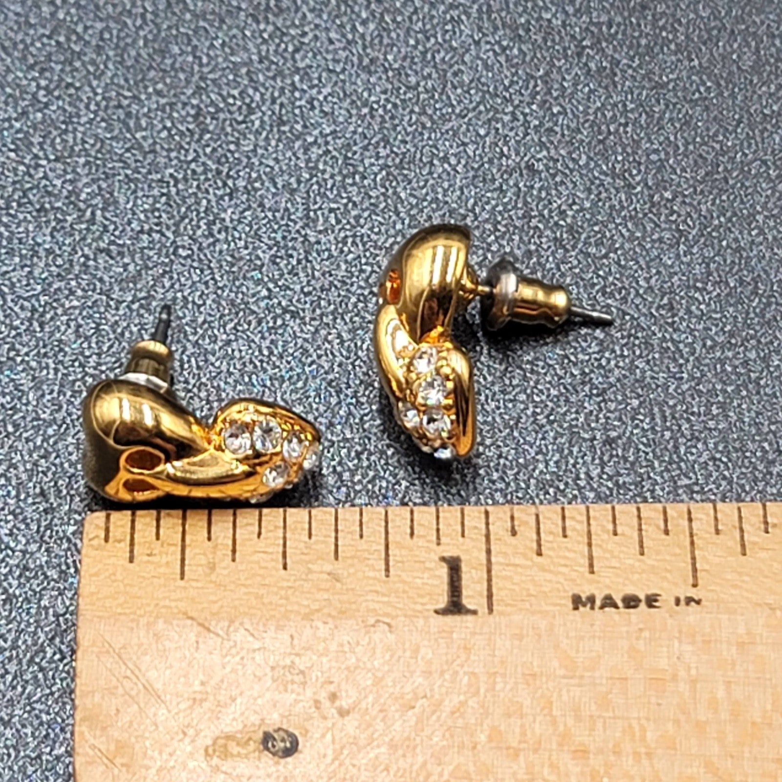 Vintage Pierced Earrings Gold Plated Heart Drop Crystal Rhinestone 5/8"