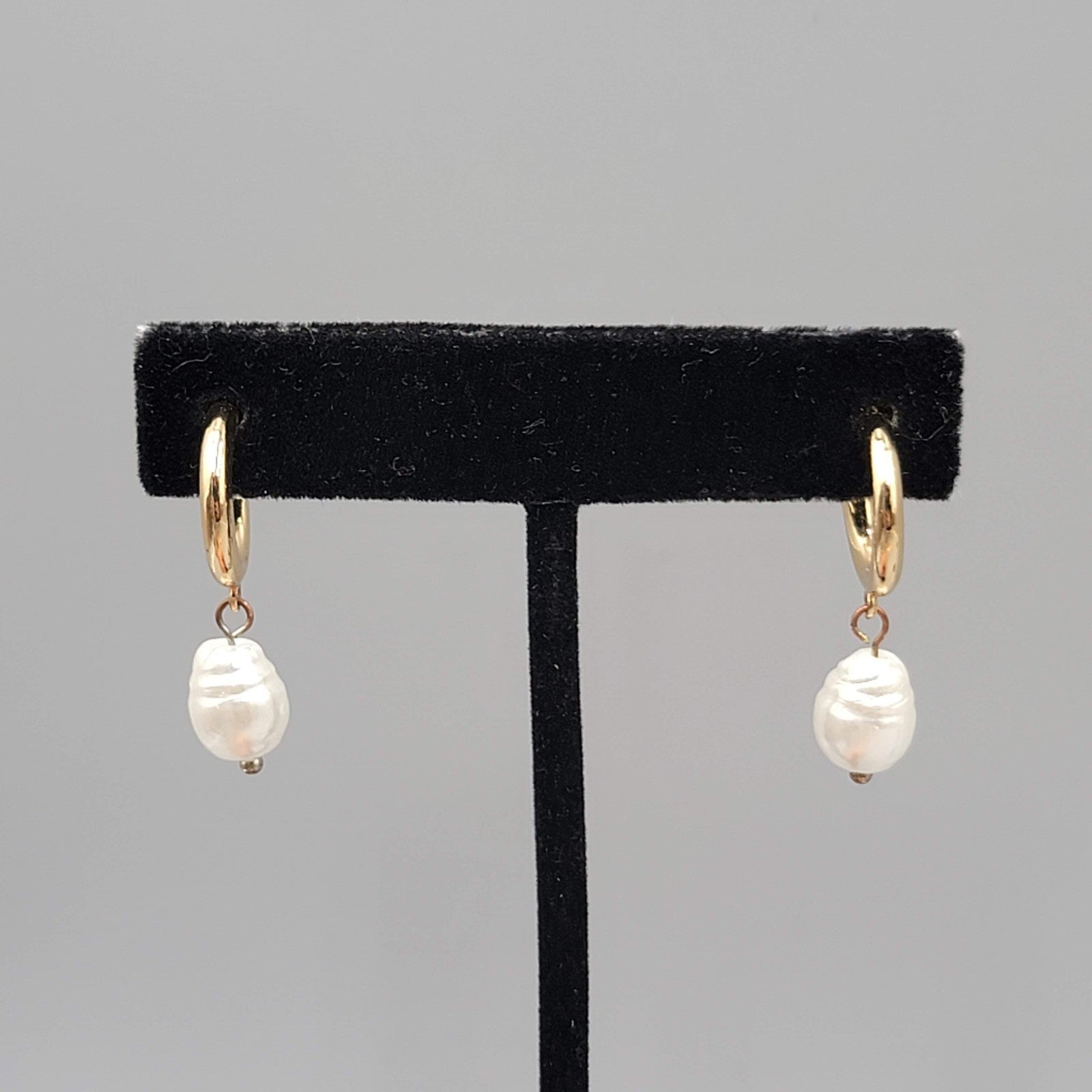 Hoop Pierced Earrings Gold tone White Bead Dangle 1.25 in