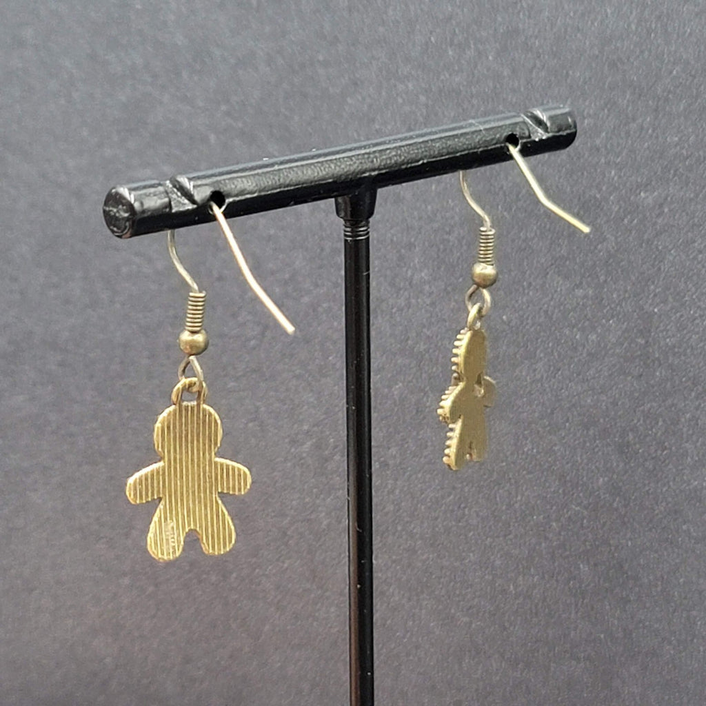 New Gingerbread Man Pierced Earrings Bronze tone Embossed Dangle 3/4" FS