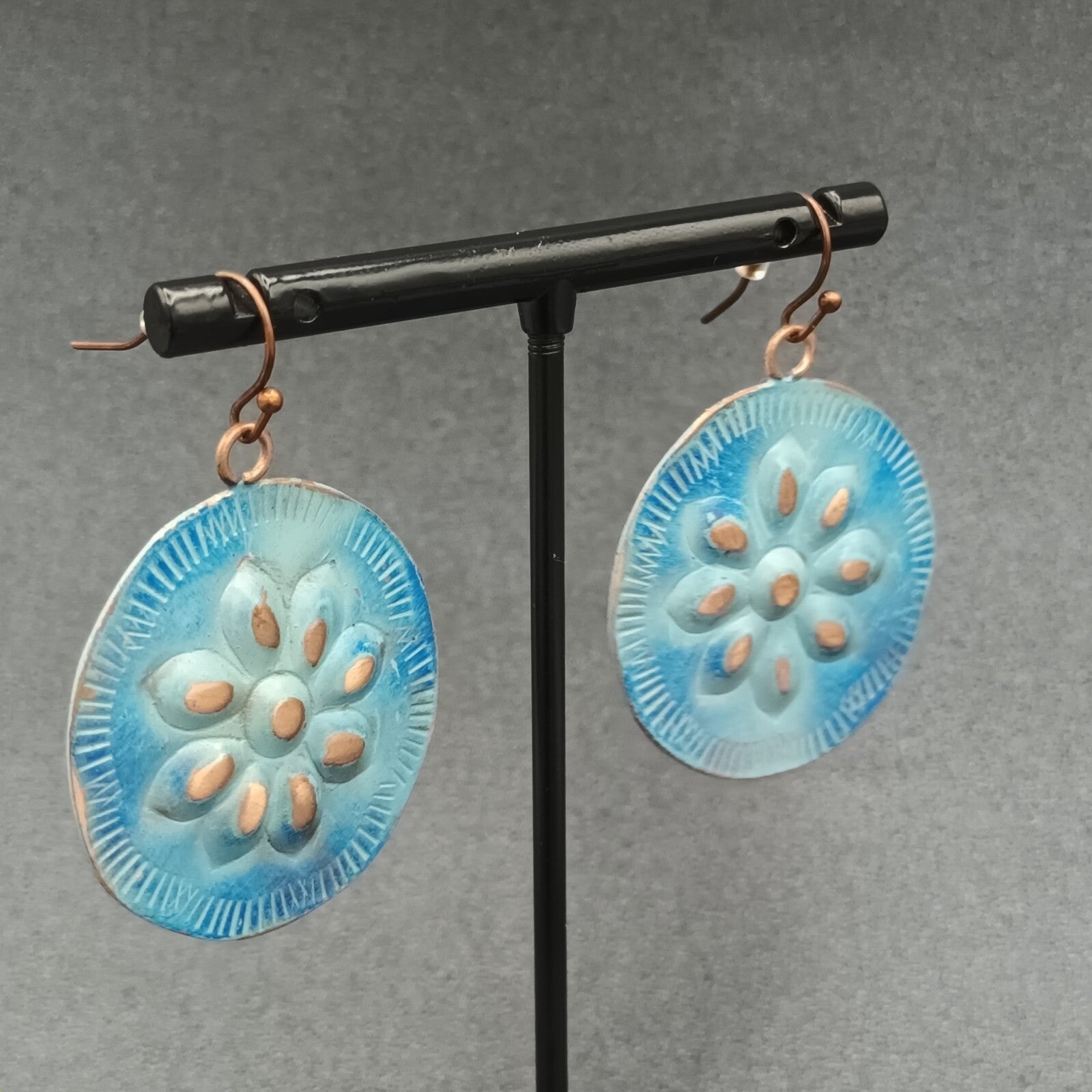 Pierced Earrings Copper tone Blue Enamel Flower Embossed Discs Dangle Boho 1.25"