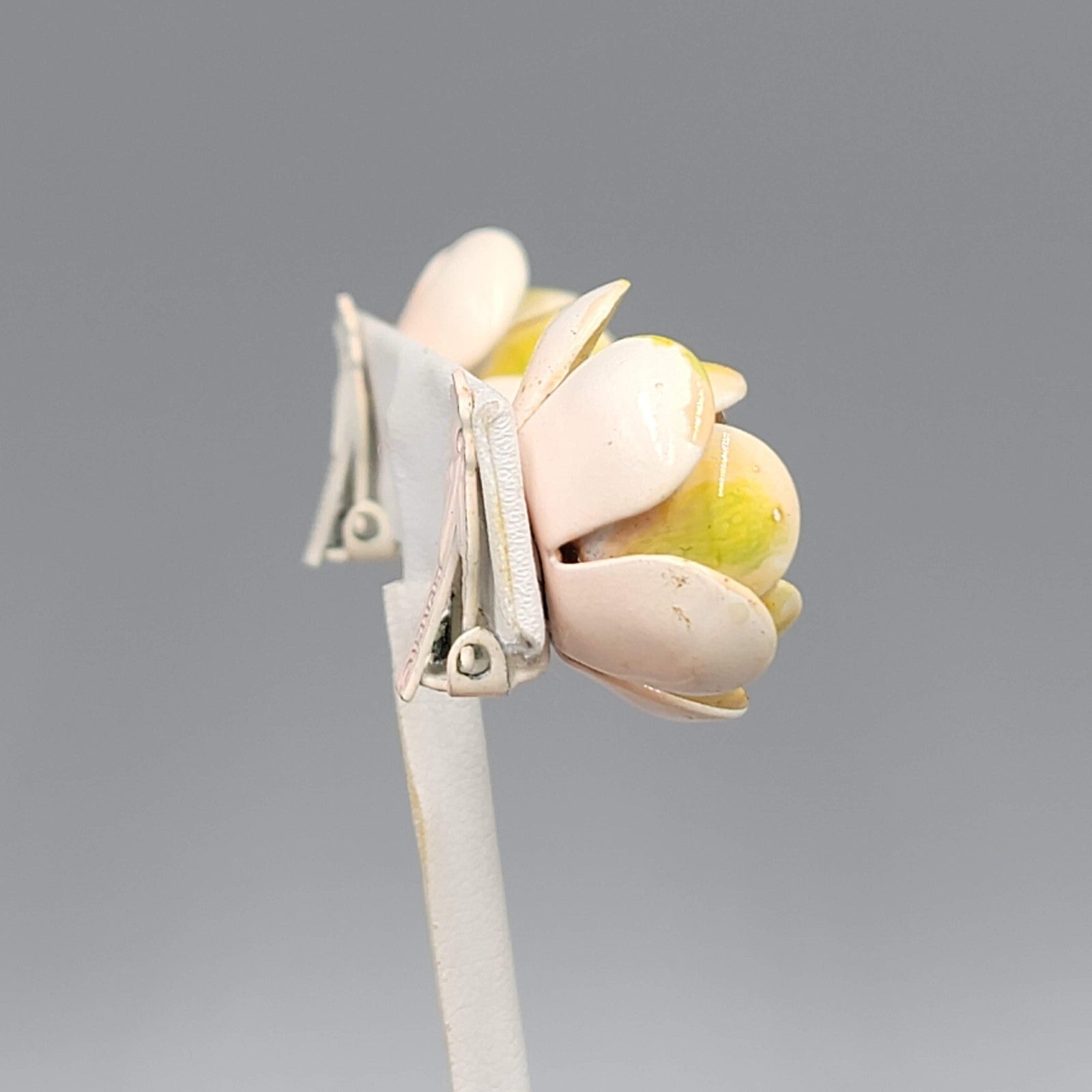 Vintage Lisner Yellow Green Enamel Flower Clip on Earrings 1 in