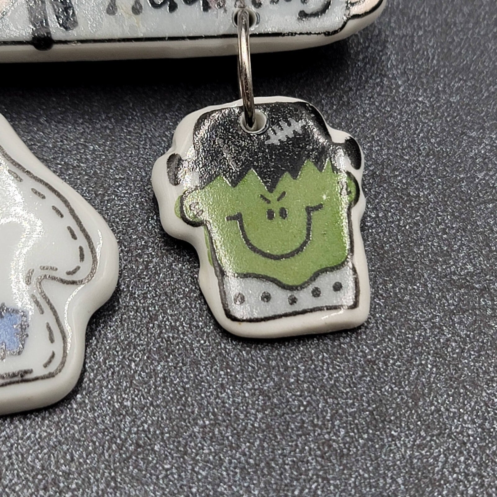 Vintage Halloween Brooch Ceramic Dangle Charms Happy Haunting 3 3/8"