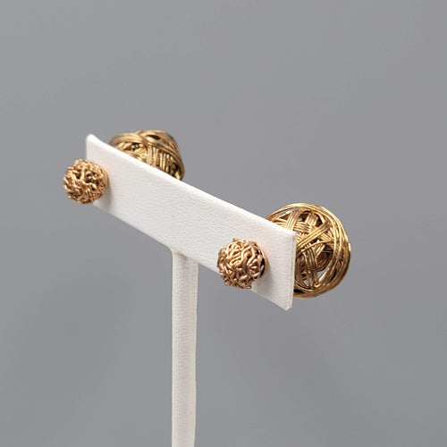 Double Reversible Pierced Earrings Gold tone Wire Studs 3/4"