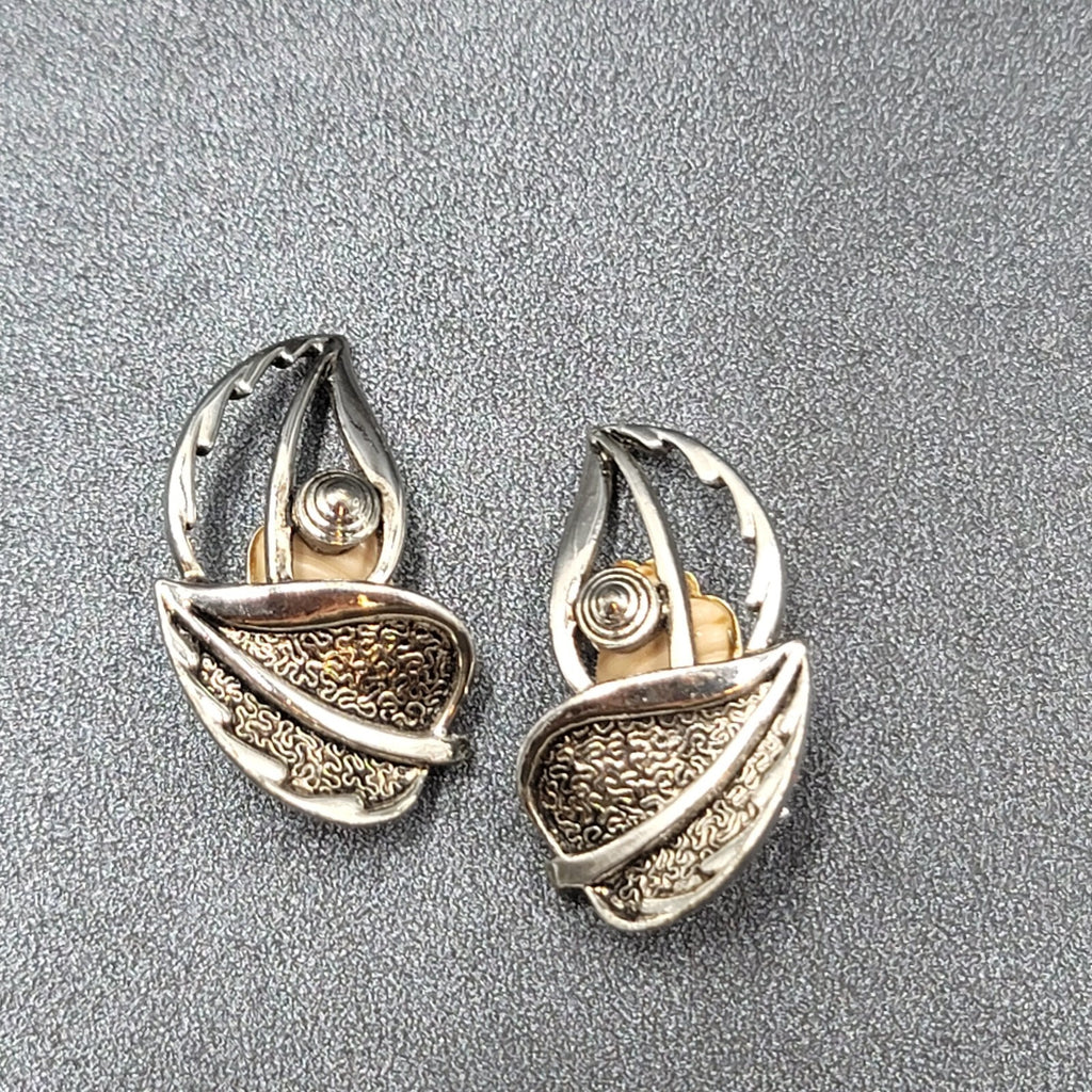 Vtg Sarah Cov Clip on Earrings Silver tone Leaves Climber Large Statement 1.5"