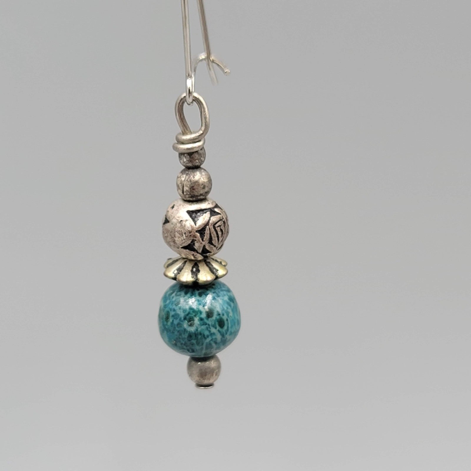 Vintage Blue Bead Pierced Earrings Silver tone Dangle 7/8"