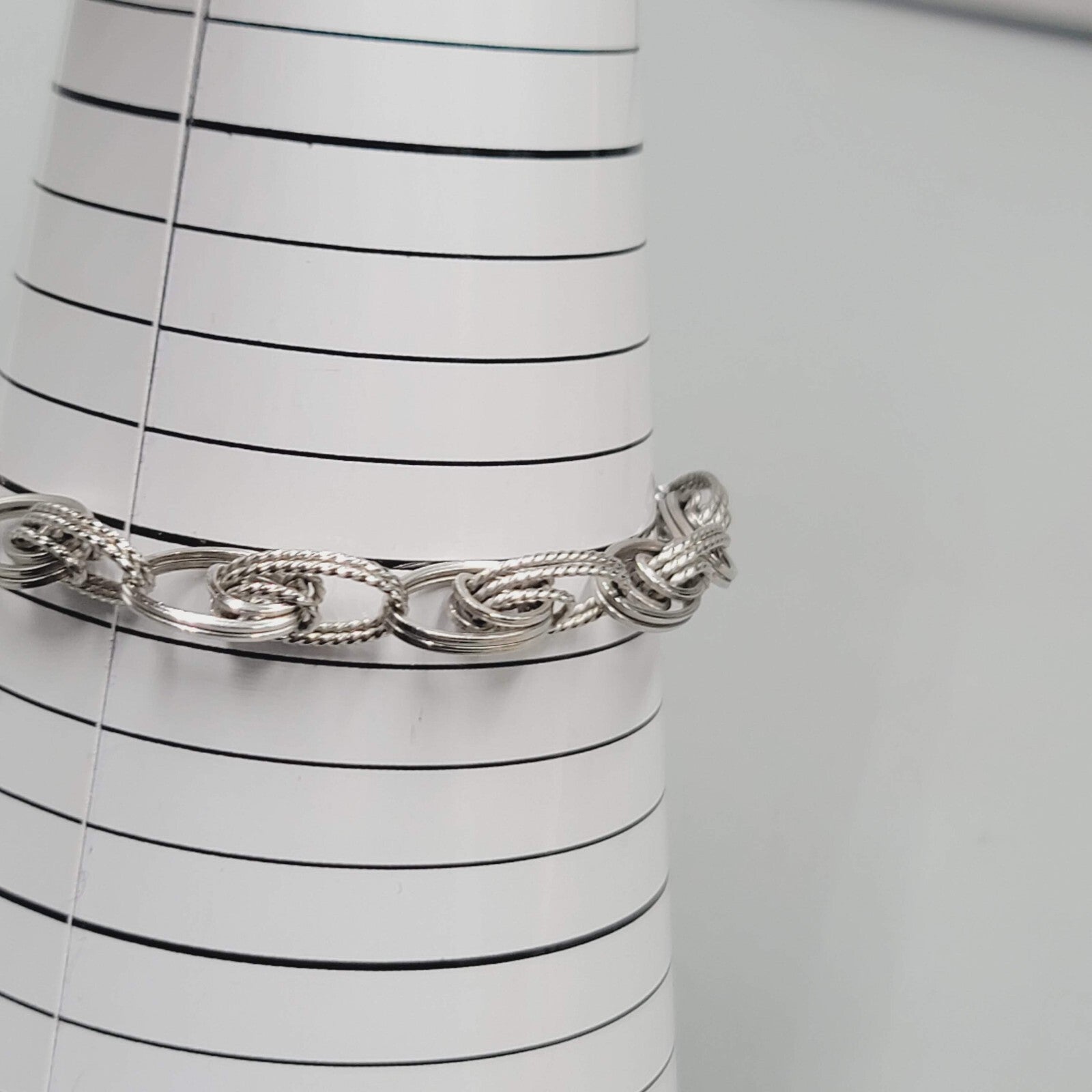 Vintage Bracelet Textured Silver tone Links 7.25"
