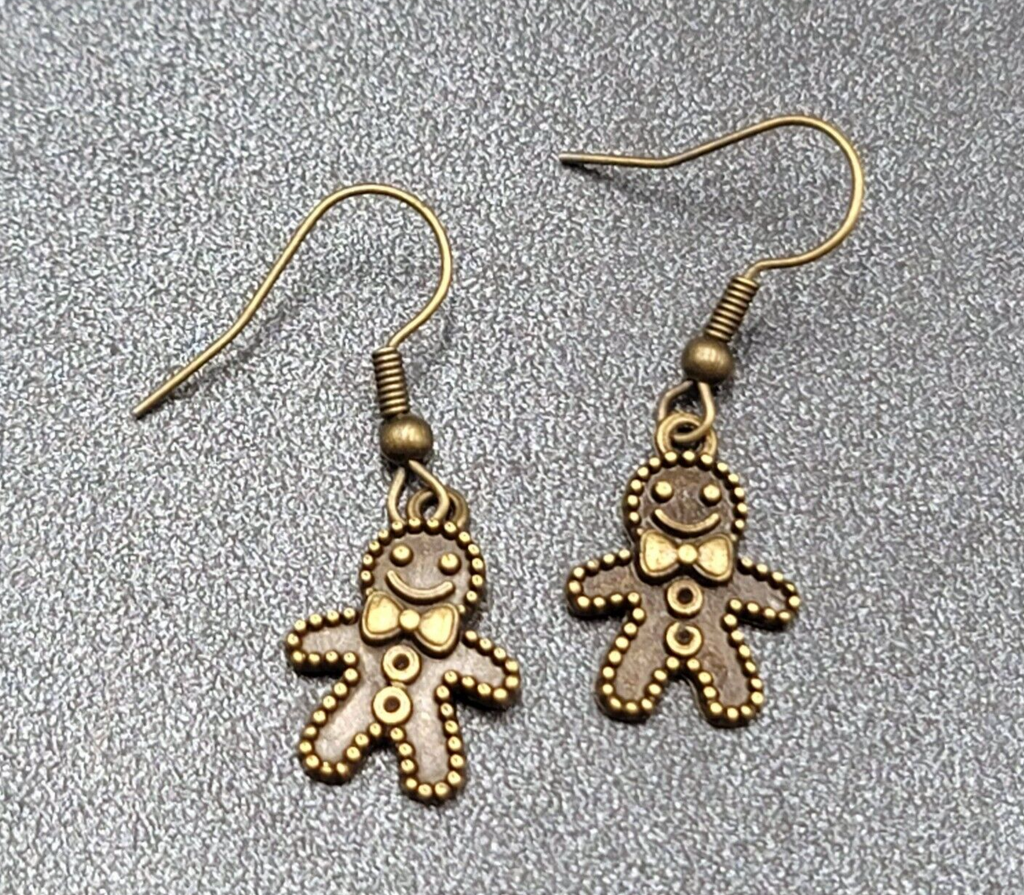 New Gingerbread Man Pierced Earrings Bronze tone Embossed Dangle 3/4" FS