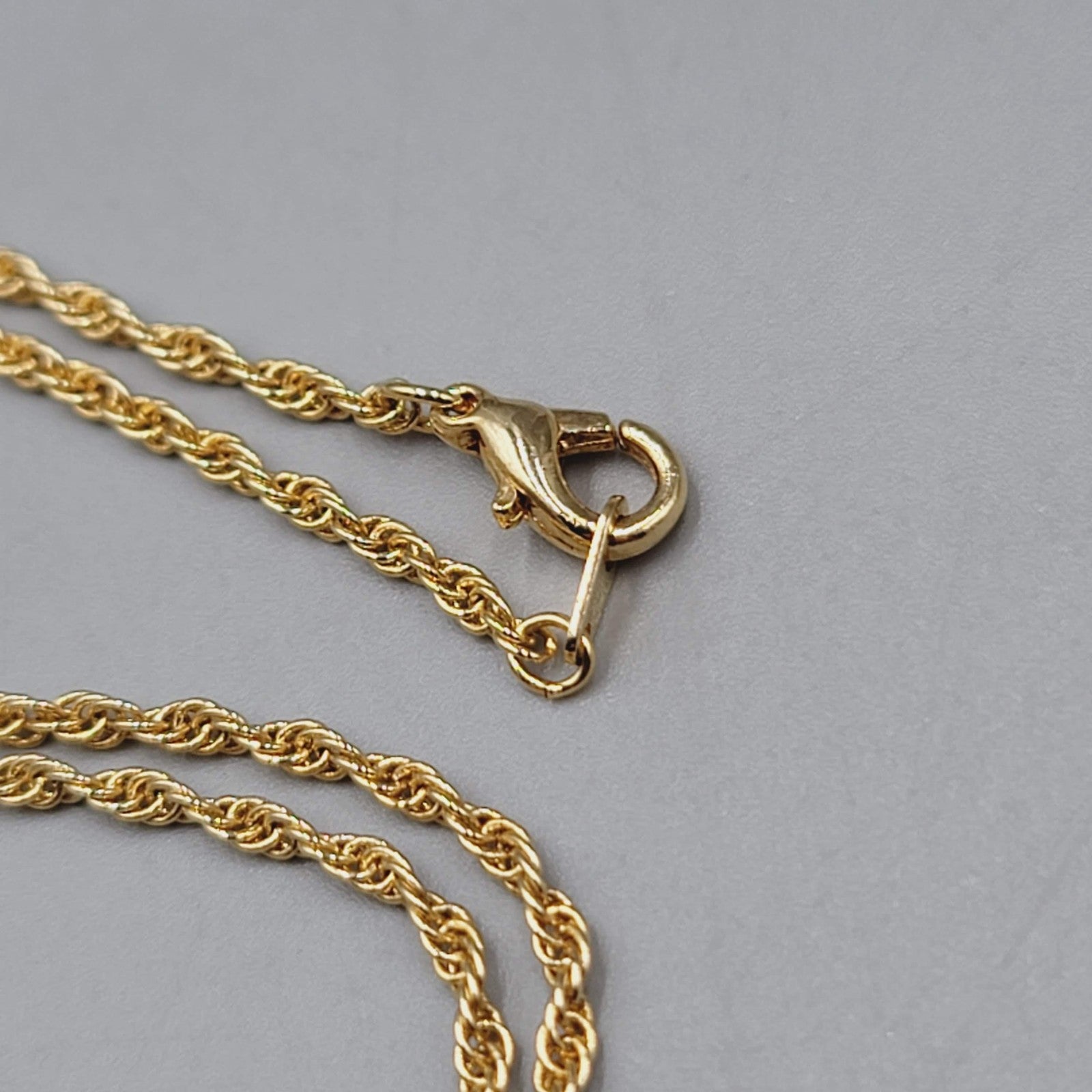 Vintage Heart Necklace Gold Tone Pink Porcelain Flower Pendant Rope Chain 18"